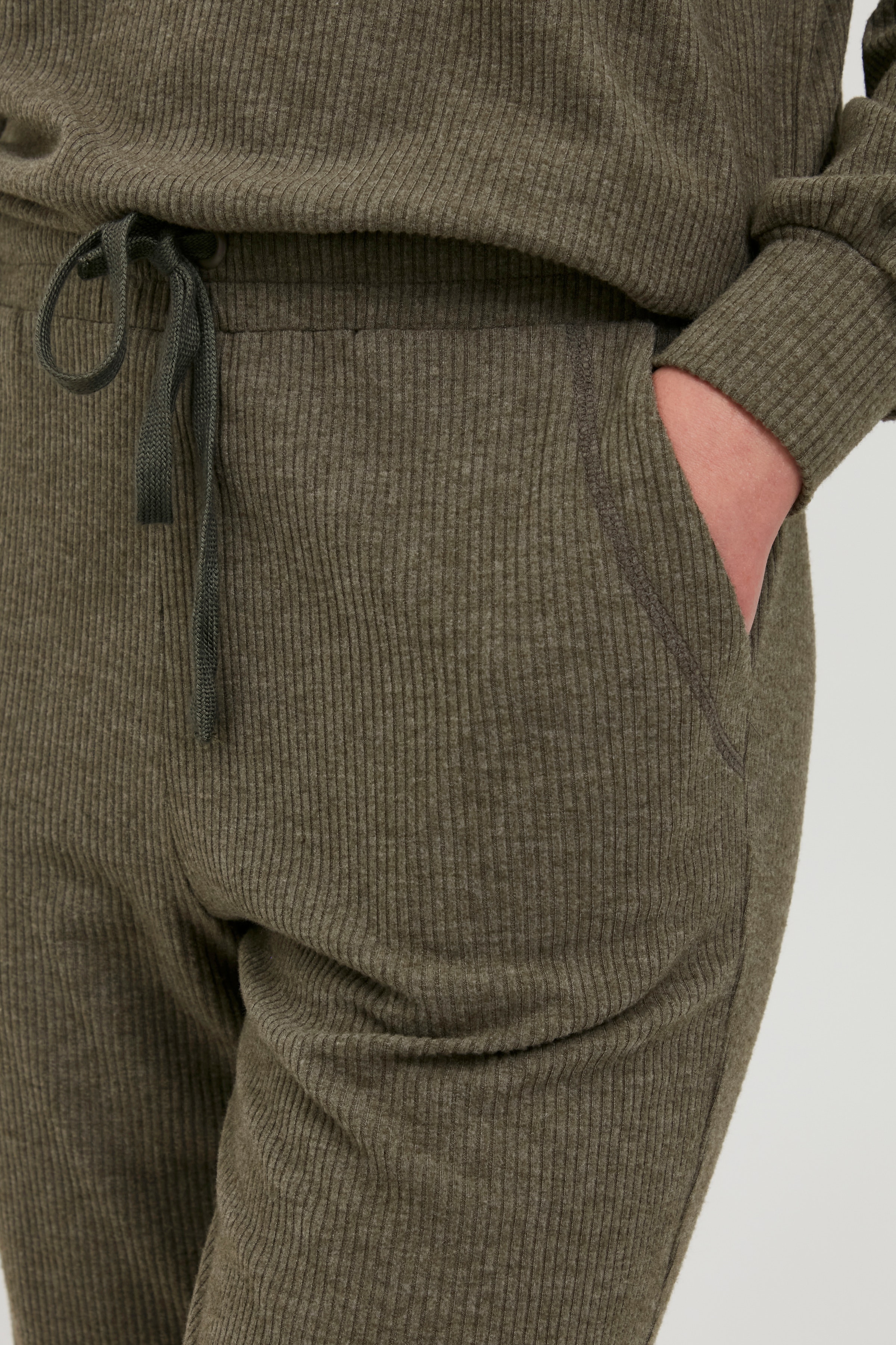 Strickhose LOOKBOOK DETAIL 20114624-190512