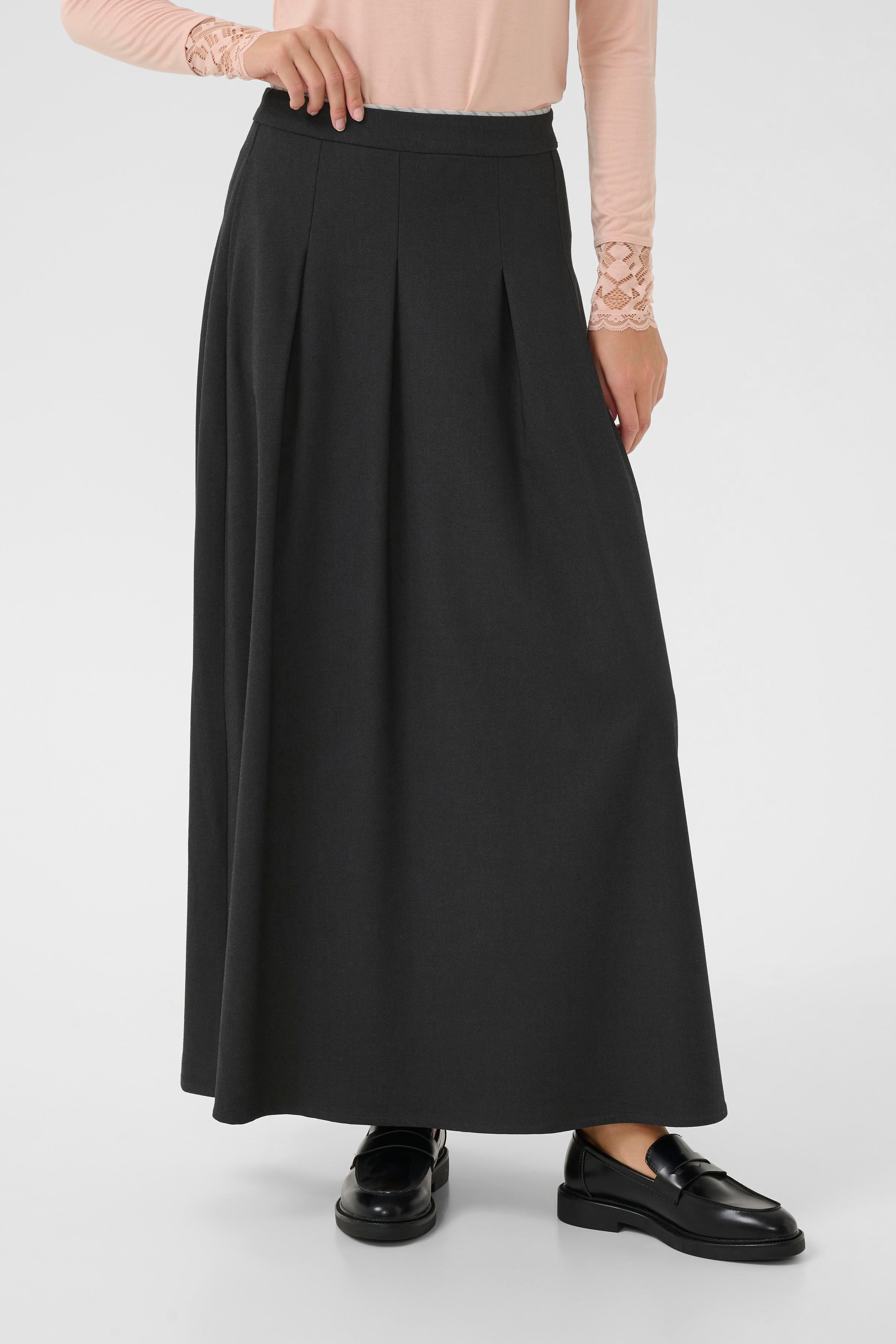 CRBabeth Skirt LOOKBOOK FRONT 10614313-101156