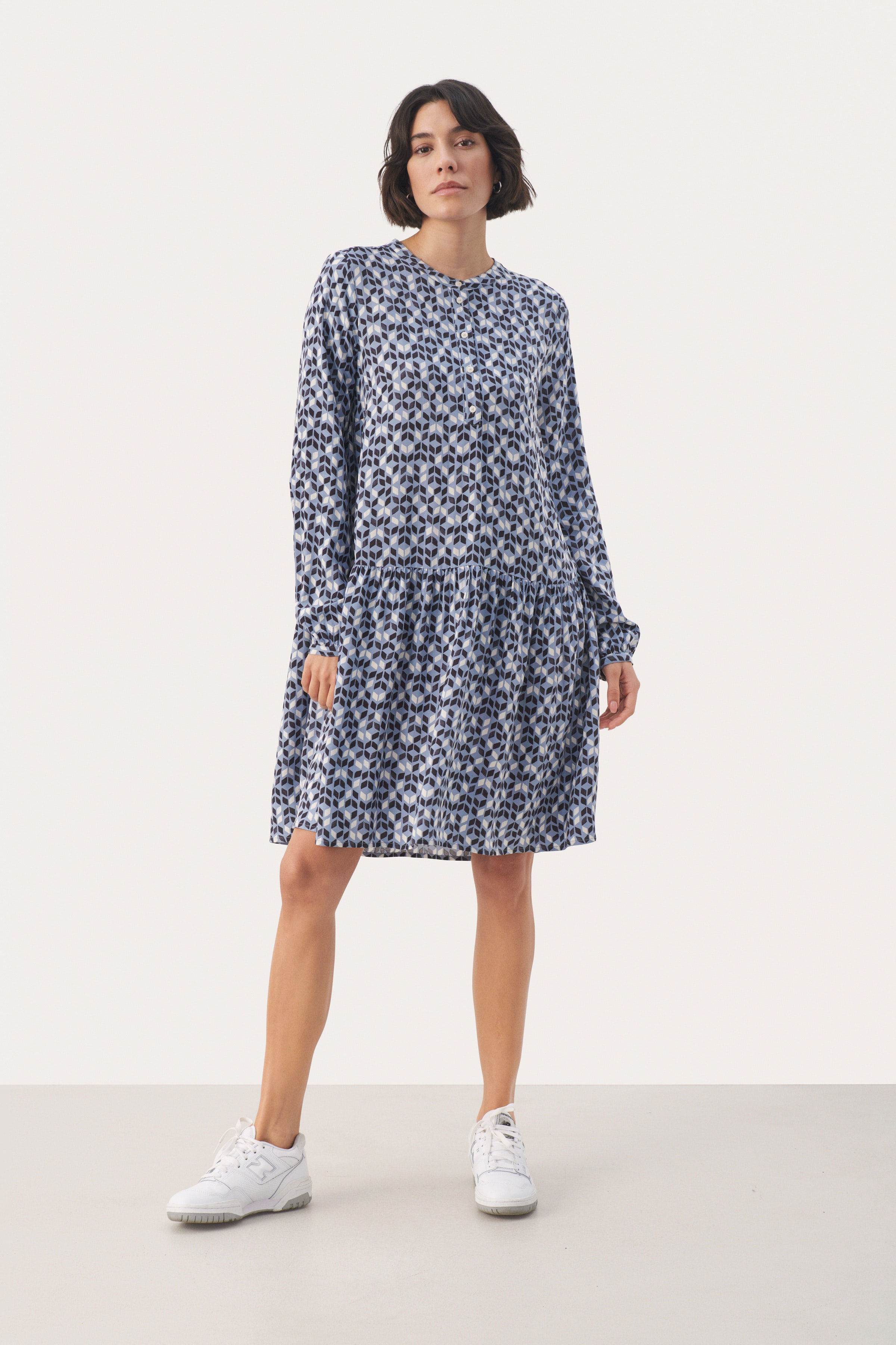 AlliePW Klänning LOOKBOOK FRONT 30308320-302904