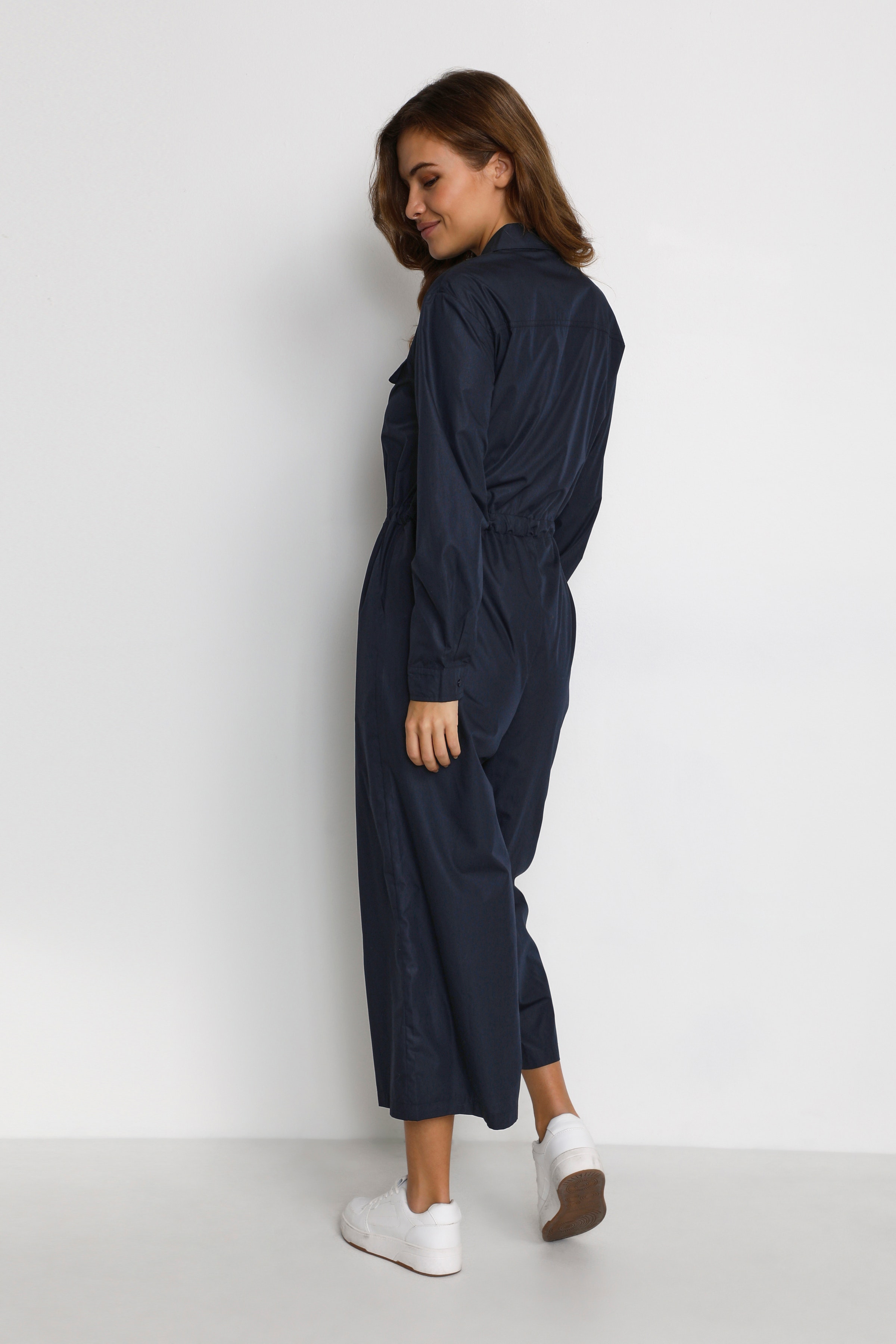 KAeline Jumpsuit LOOKBOOK BACK 10506318-194020