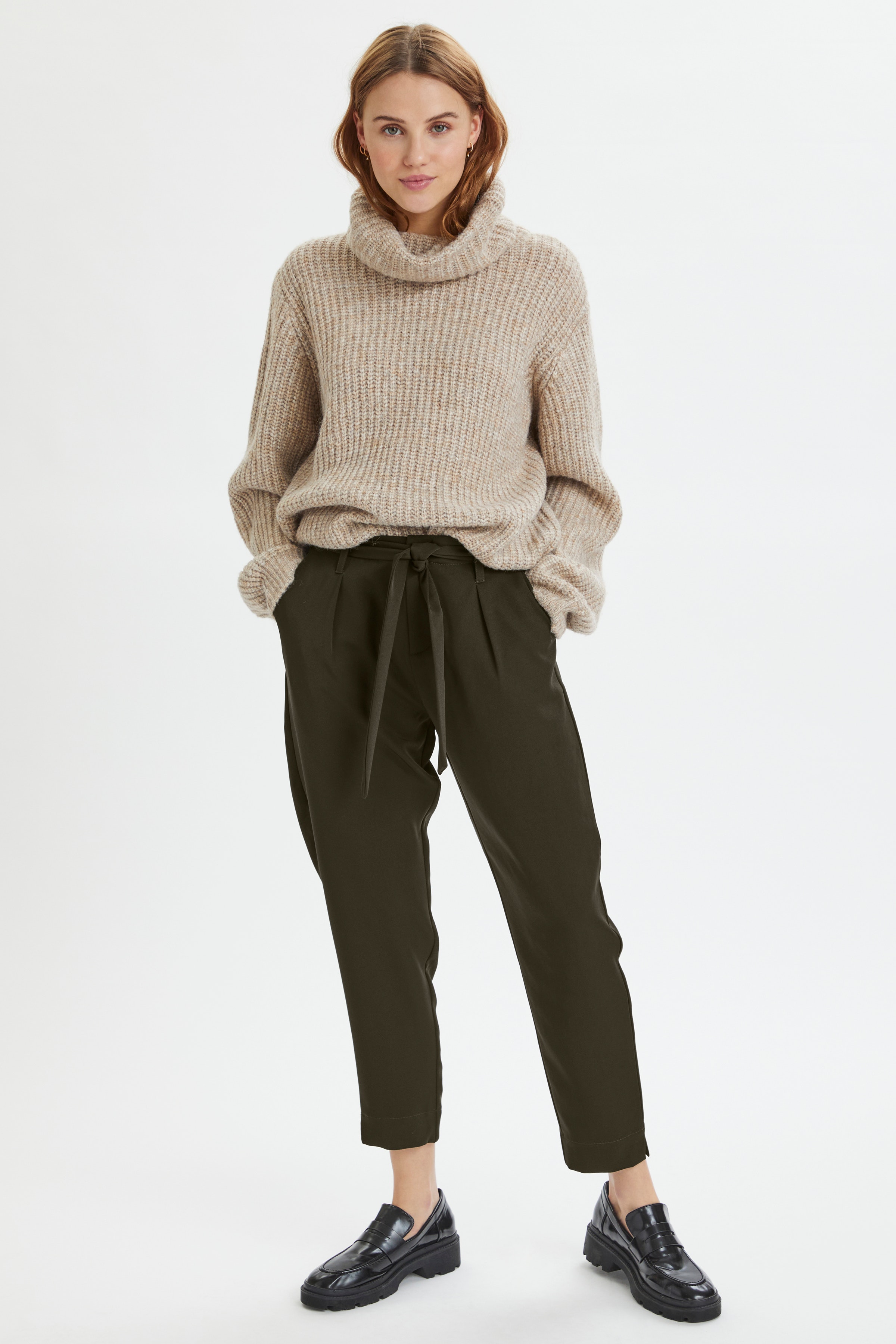 IzraSZ Bukser LOOKBOOK FRONT 30511424-190509