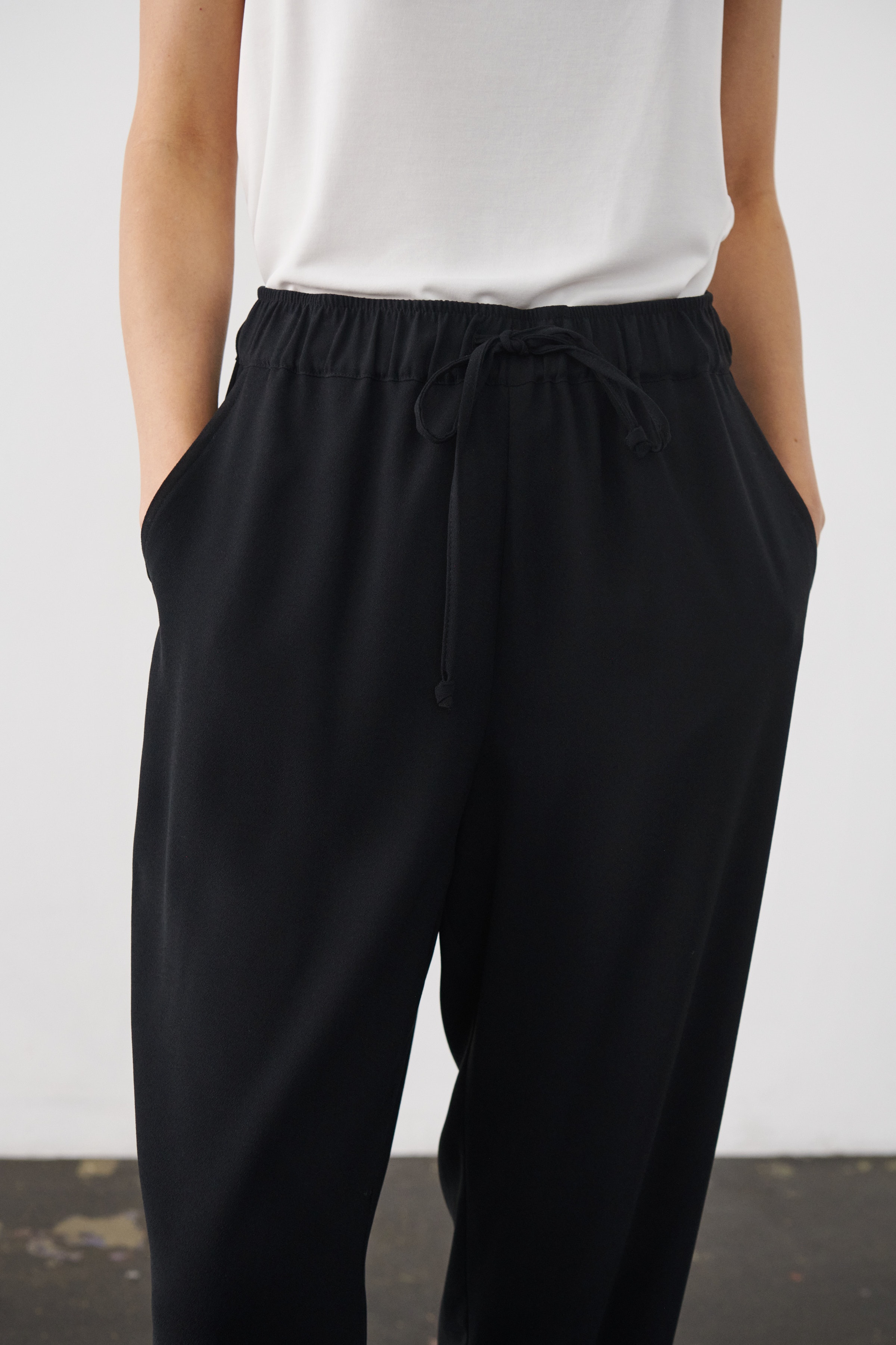 SLShirley Trousers LOCATION NONE 30406346-194008