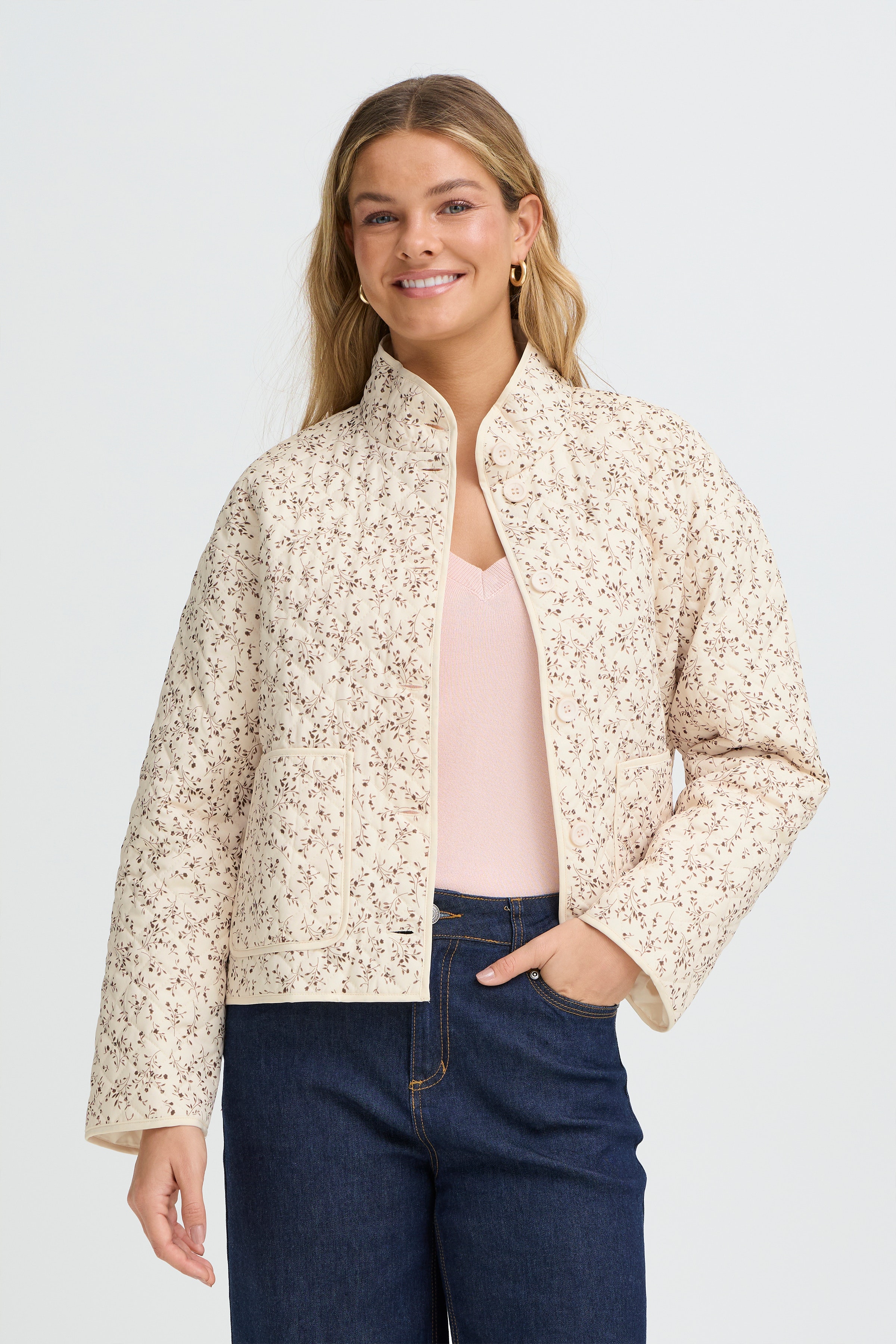 FRCLAUDINE Casual jakke LOOKBOOK FRONT 20617085-900007518