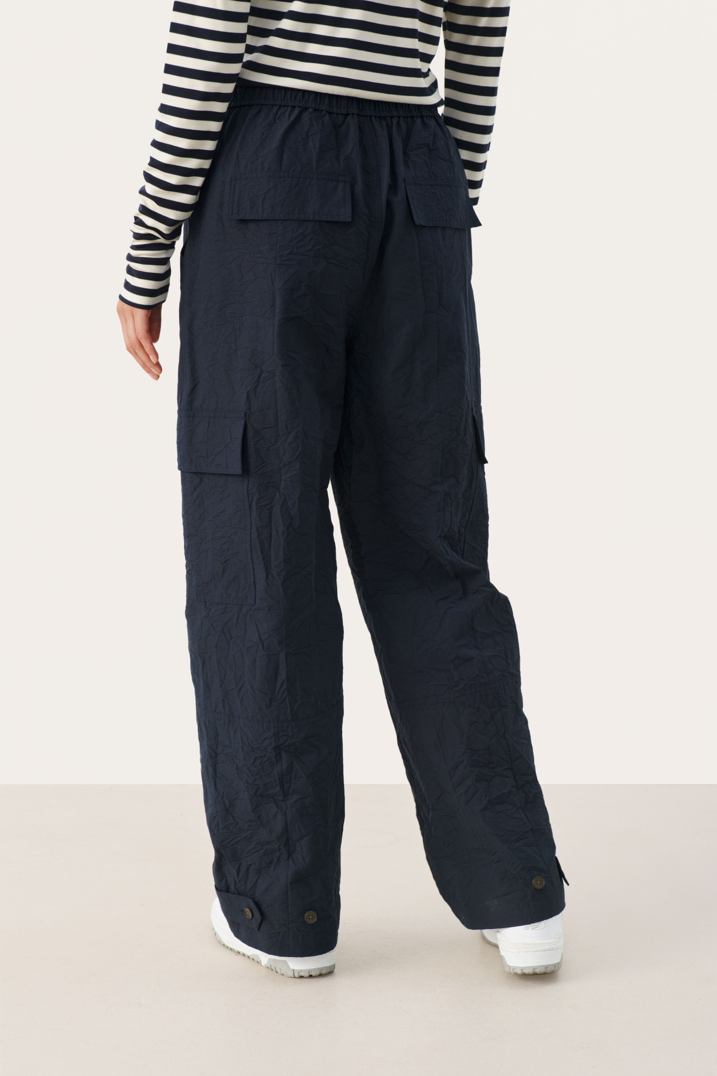 FeluccaPW Cargo trousers LOOKBOOK BACK 30308382-194013