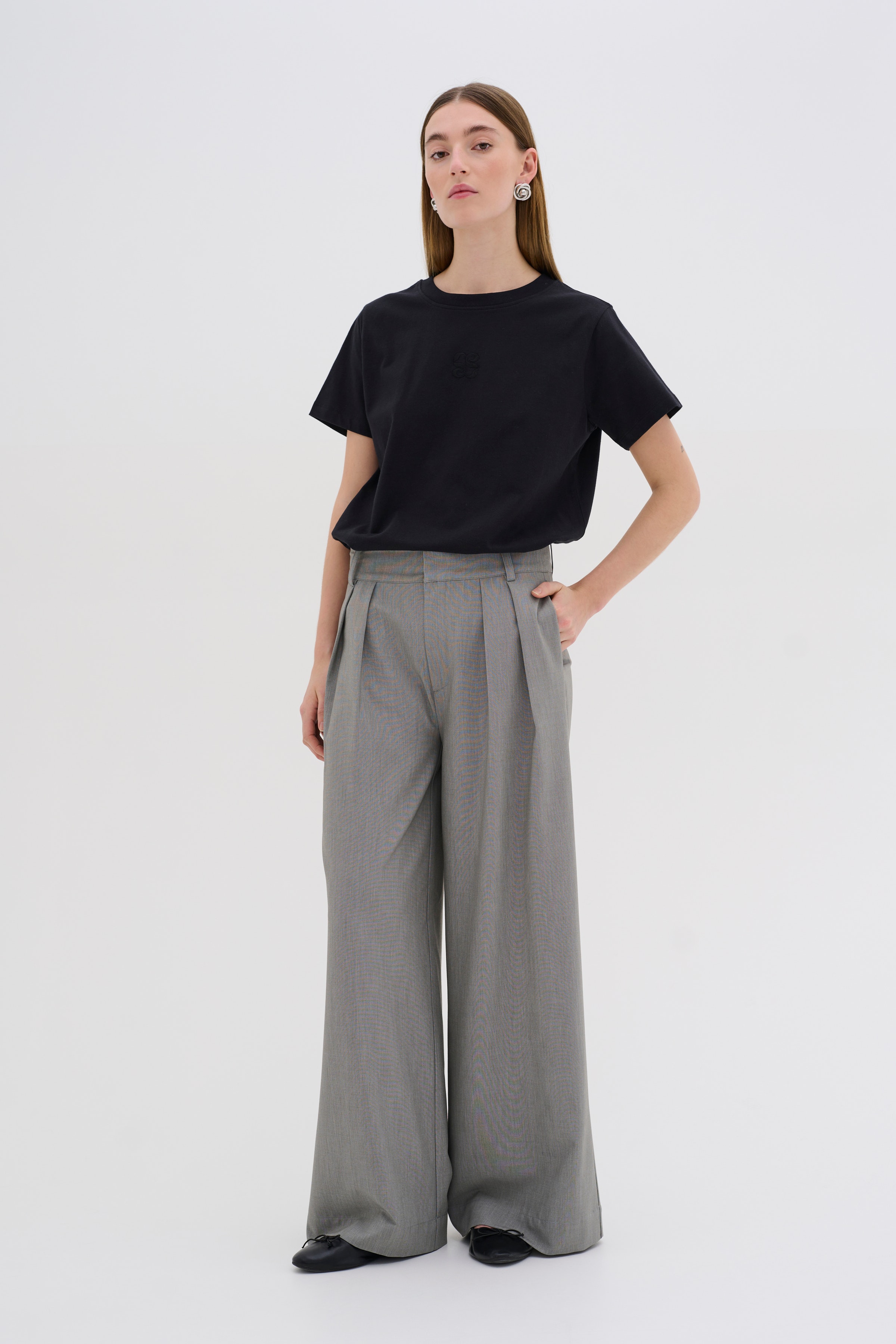 NannaMW Trousers LOOKBOOK FRONT 10704805-106327