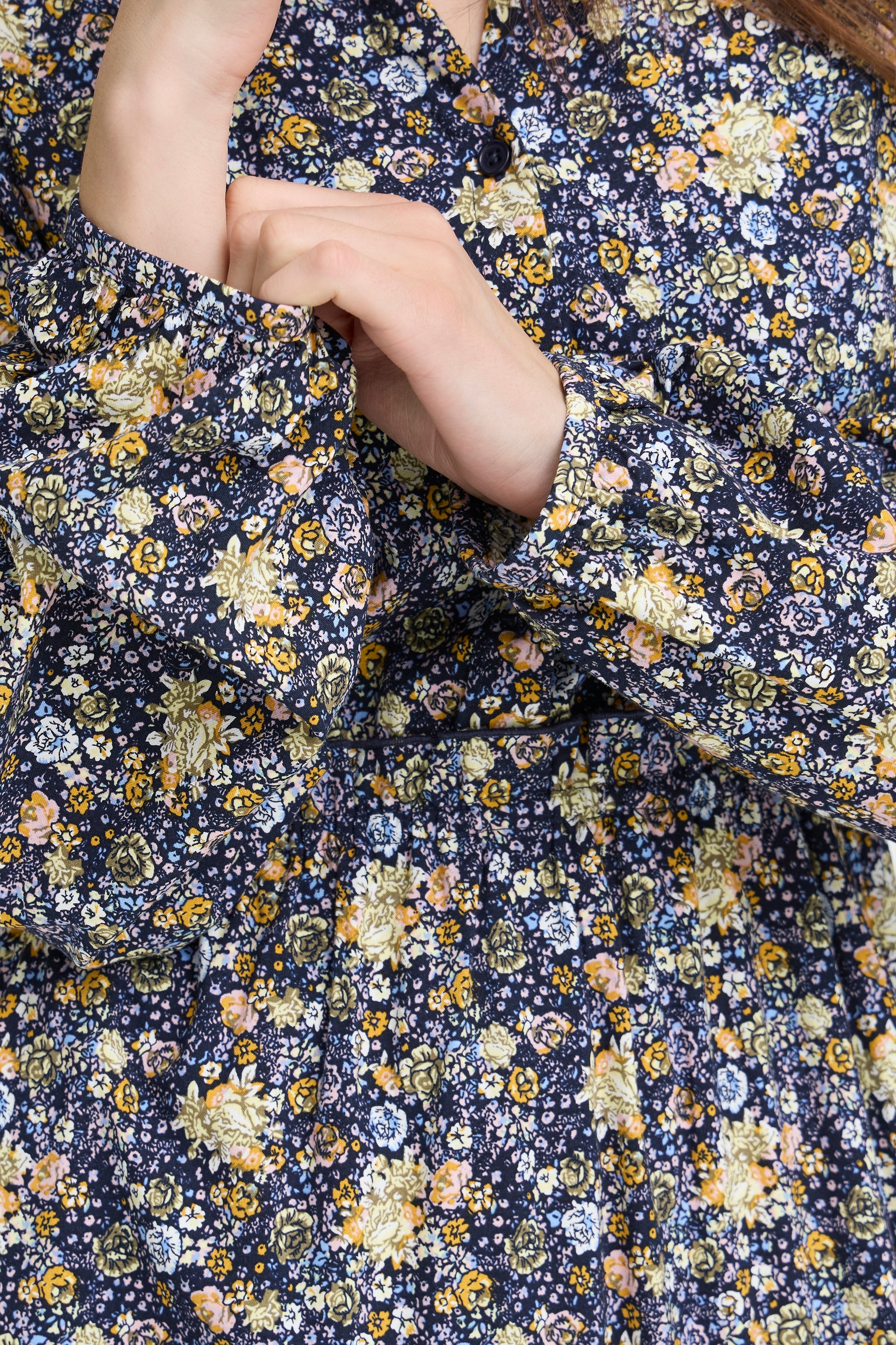 PZAVA Kleid LOOKBOOK DETAIL 50210308-194020