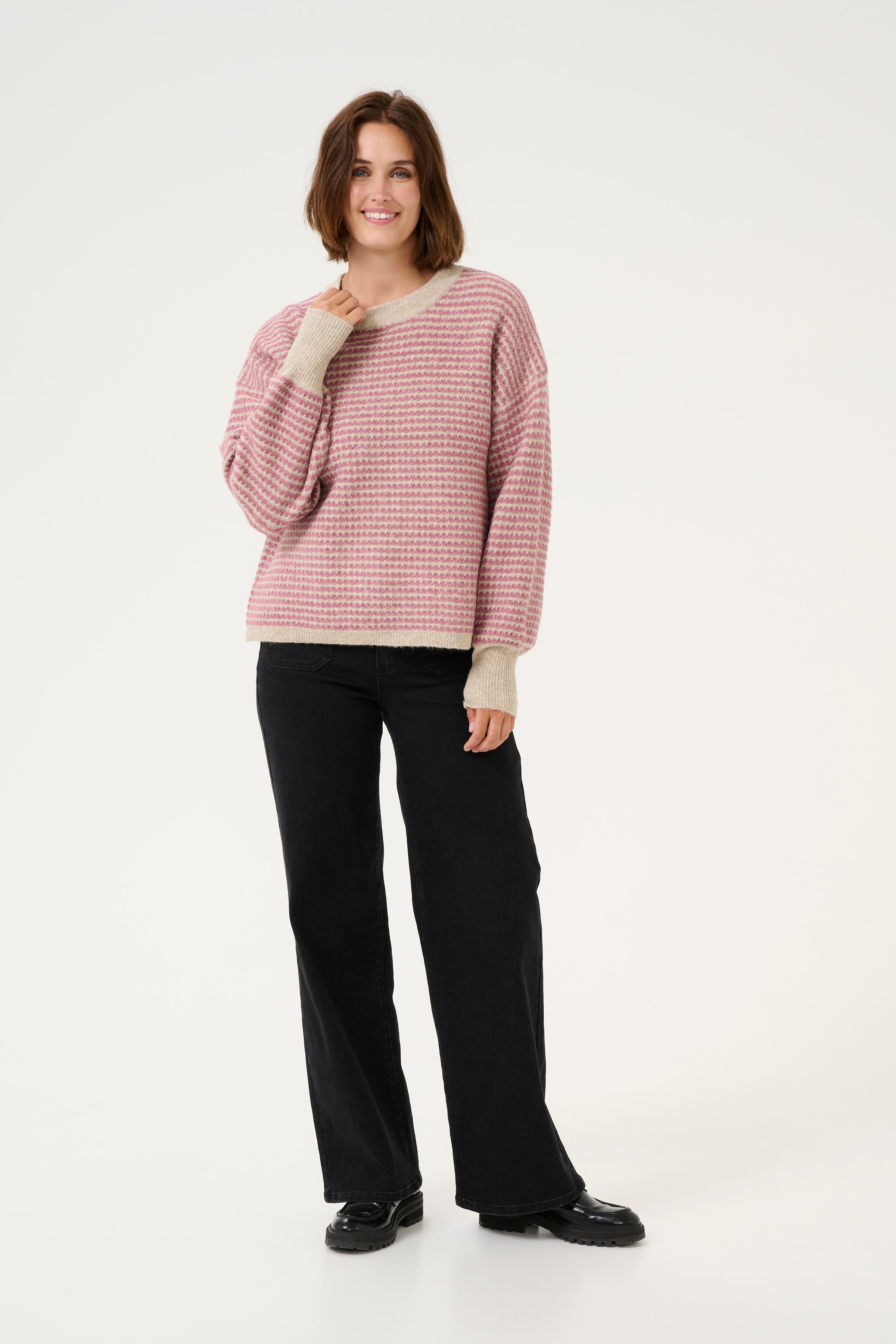 KAellery Pullover LOOKBOOK FRONT 10509032-106868
