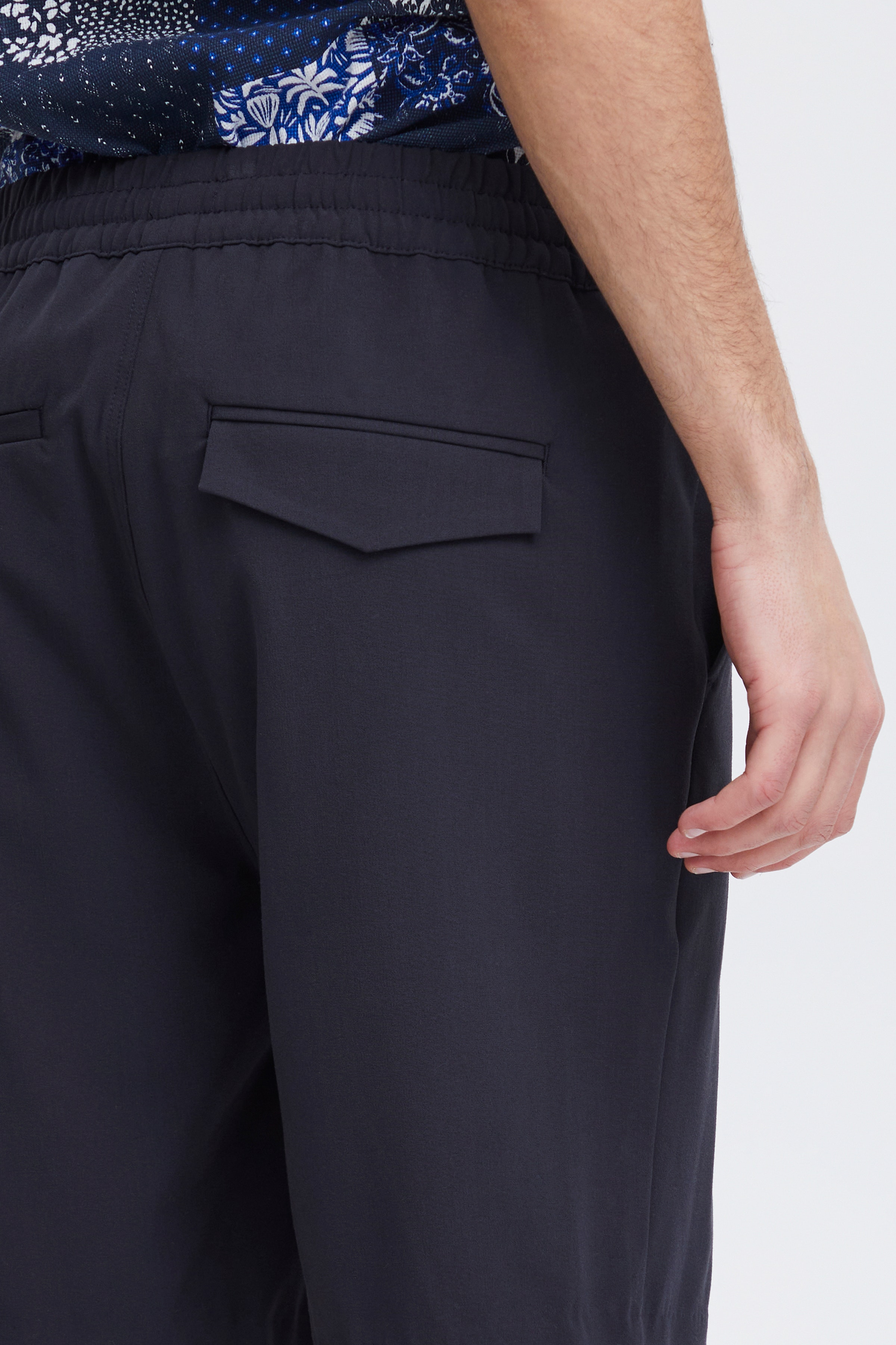 CFSAMOS Shorts LOOKBOOK DETAIL 20505119-194013