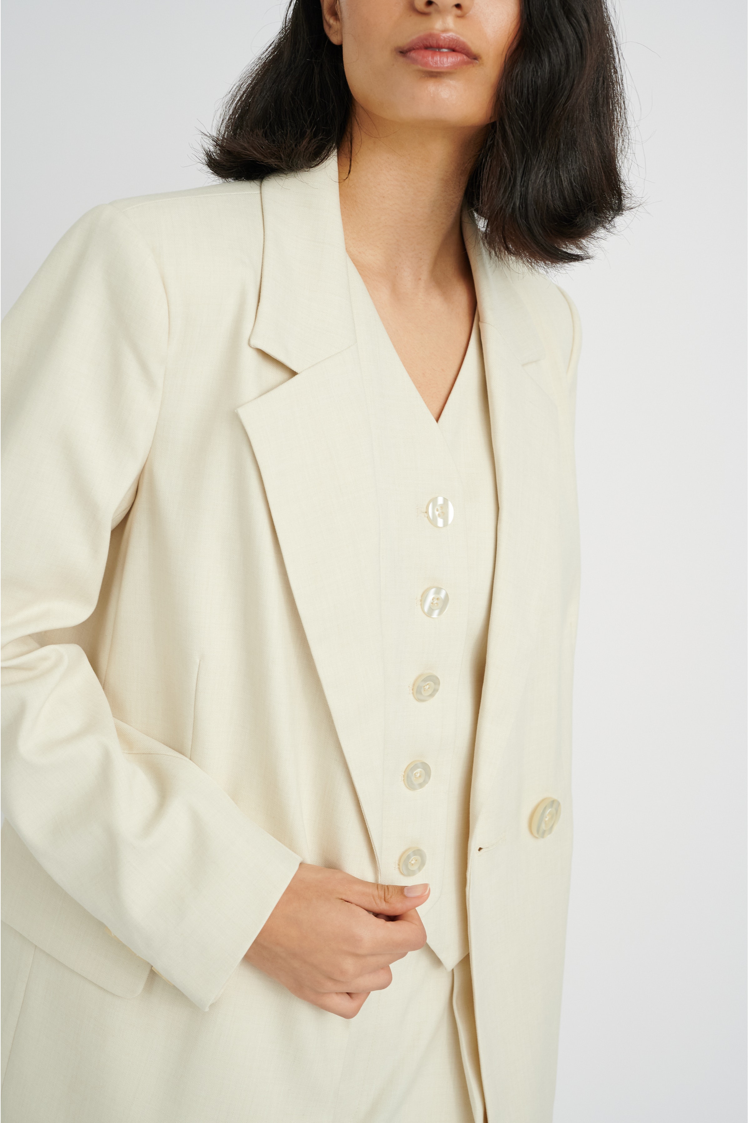 KyrahIW Weste LOOKBOOK DETAIL 30108182-1200001