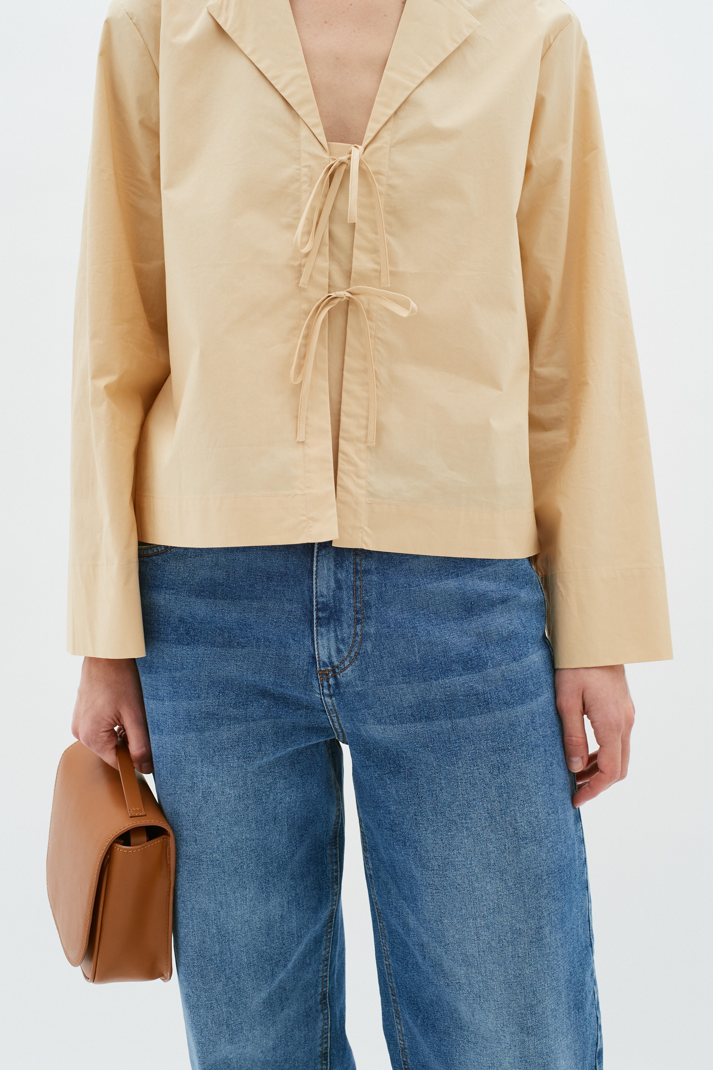 HelveIW Cropped Shirt LOOKBOOK DETAIL 30109108-160924