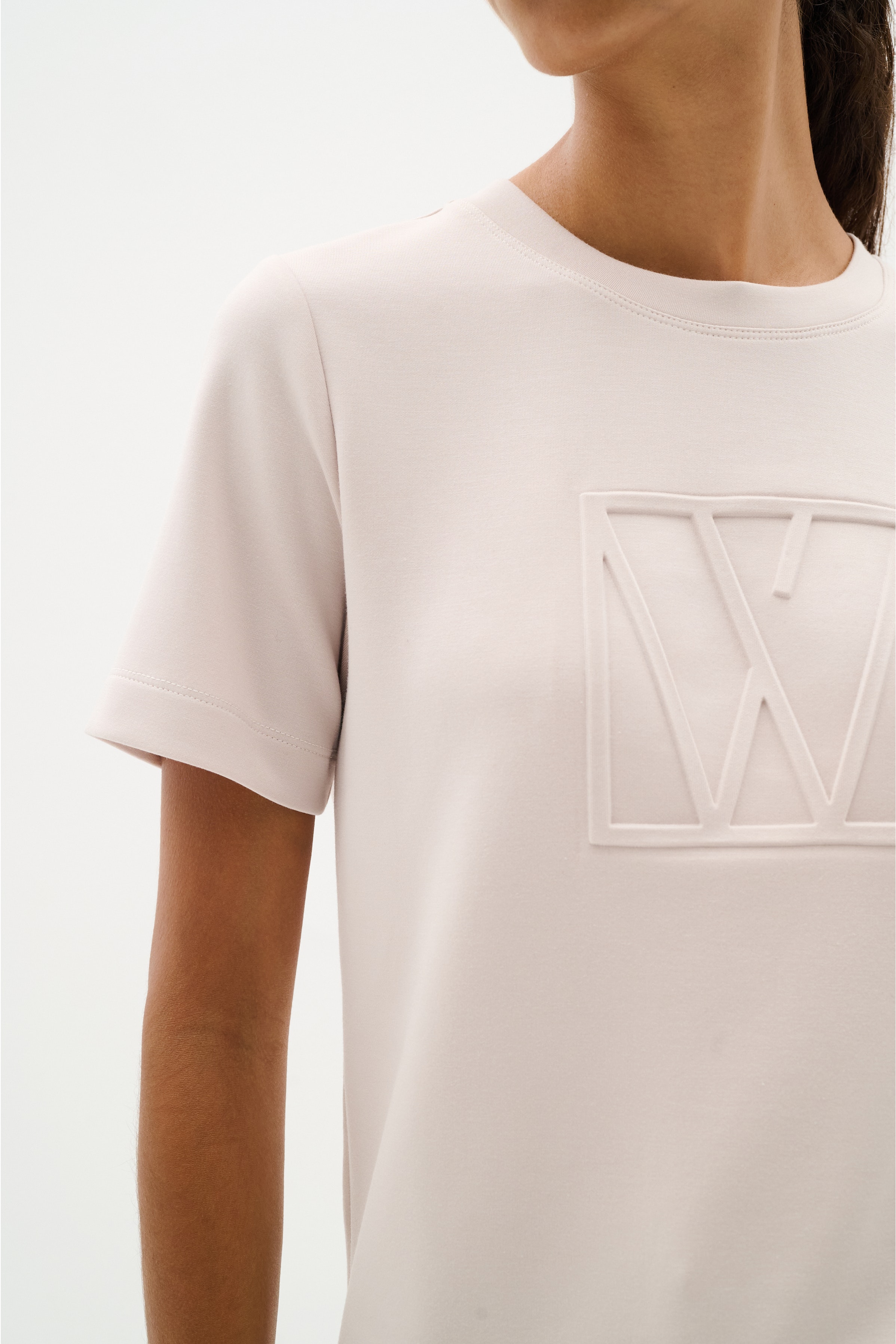 VincentIW T-shirt LOOKBOOK DETAIL 30110517-130403