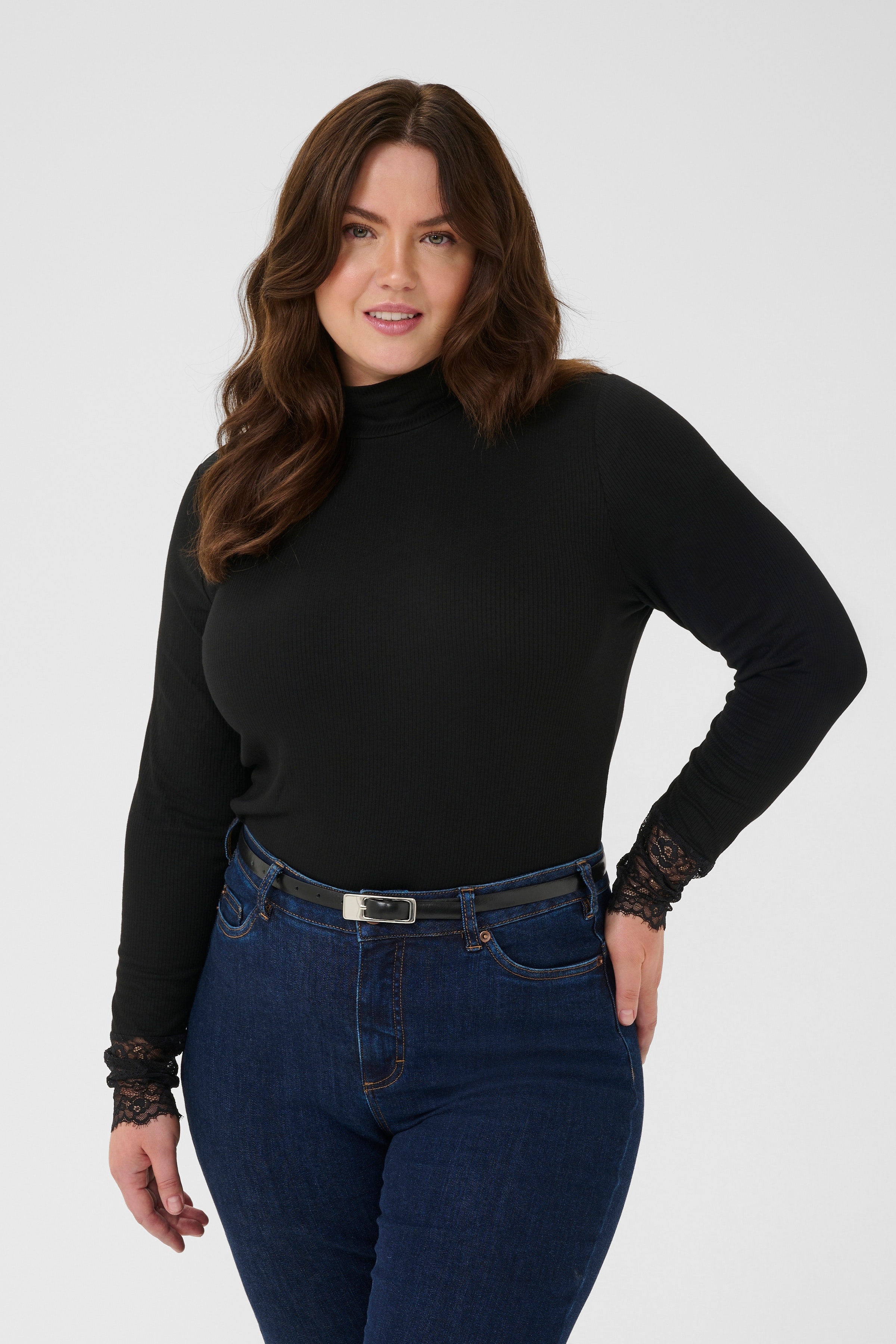 KComia T-shirt LOOKBOOK FRONT 10583806-100121