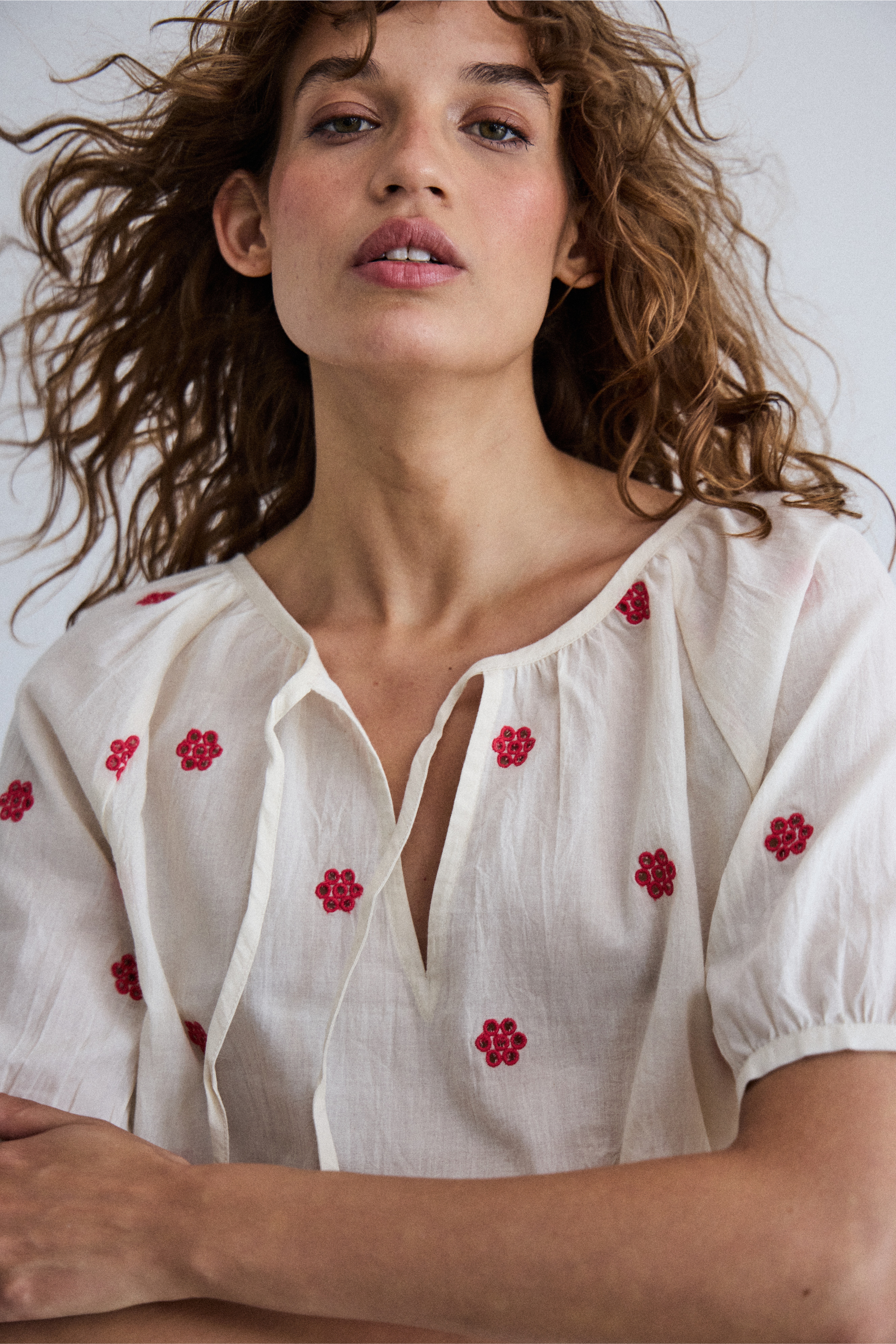 Kortermet bluse LOCATION NONE 20122831-124301
