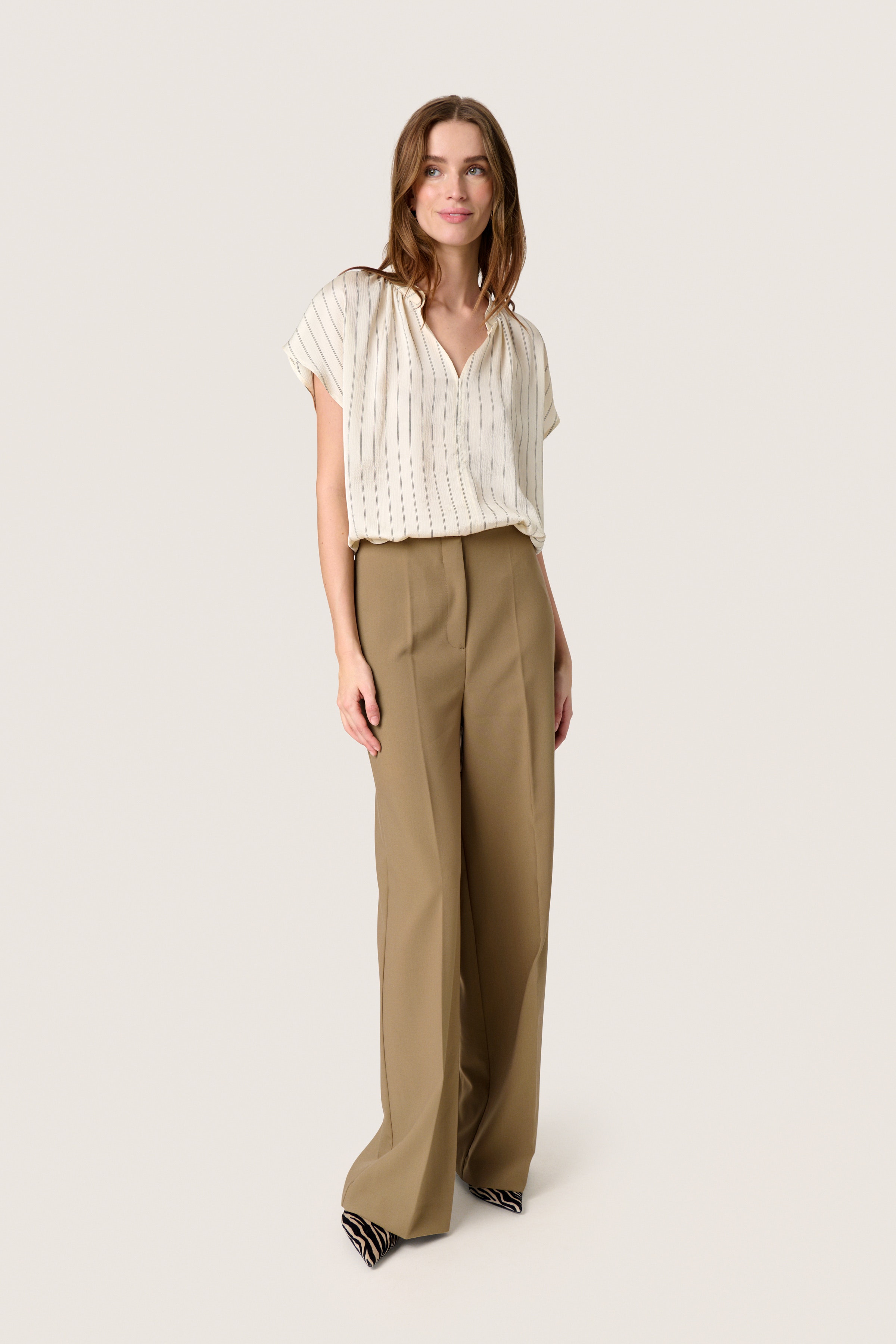 SLCorinne Wide Trousers LOOKBOOK FRONT 30407228-180617