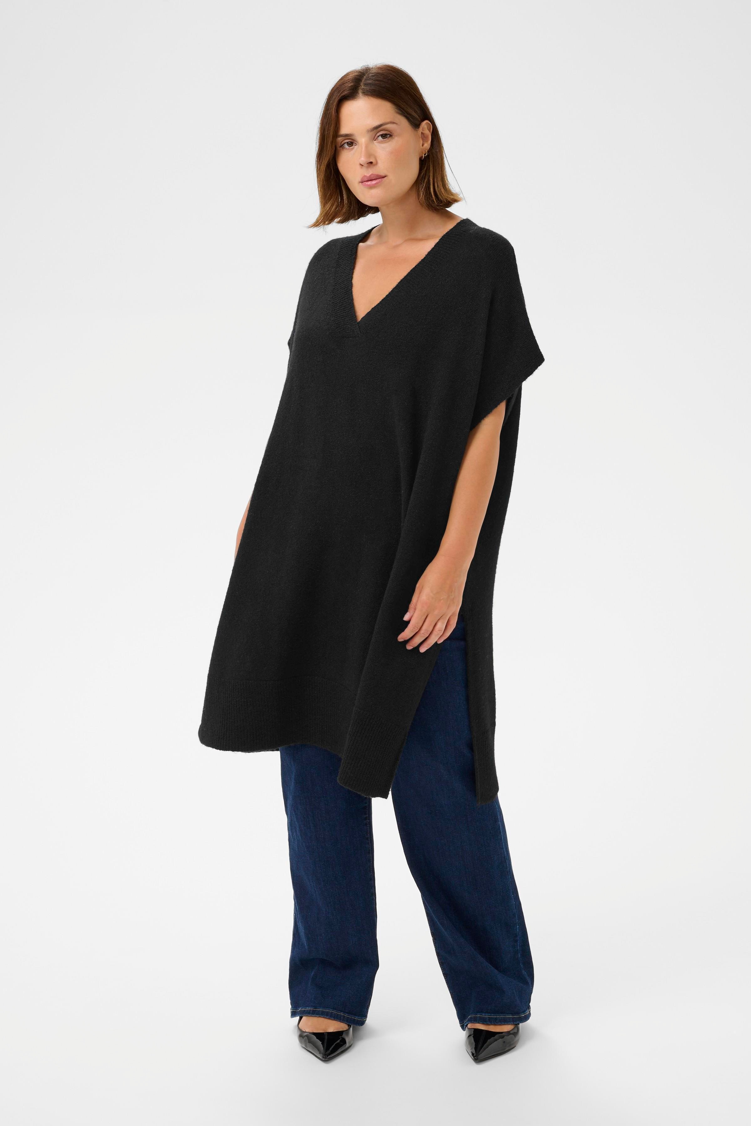 KCannett Poncho LOOKBOOK FRONT 10582738-100121