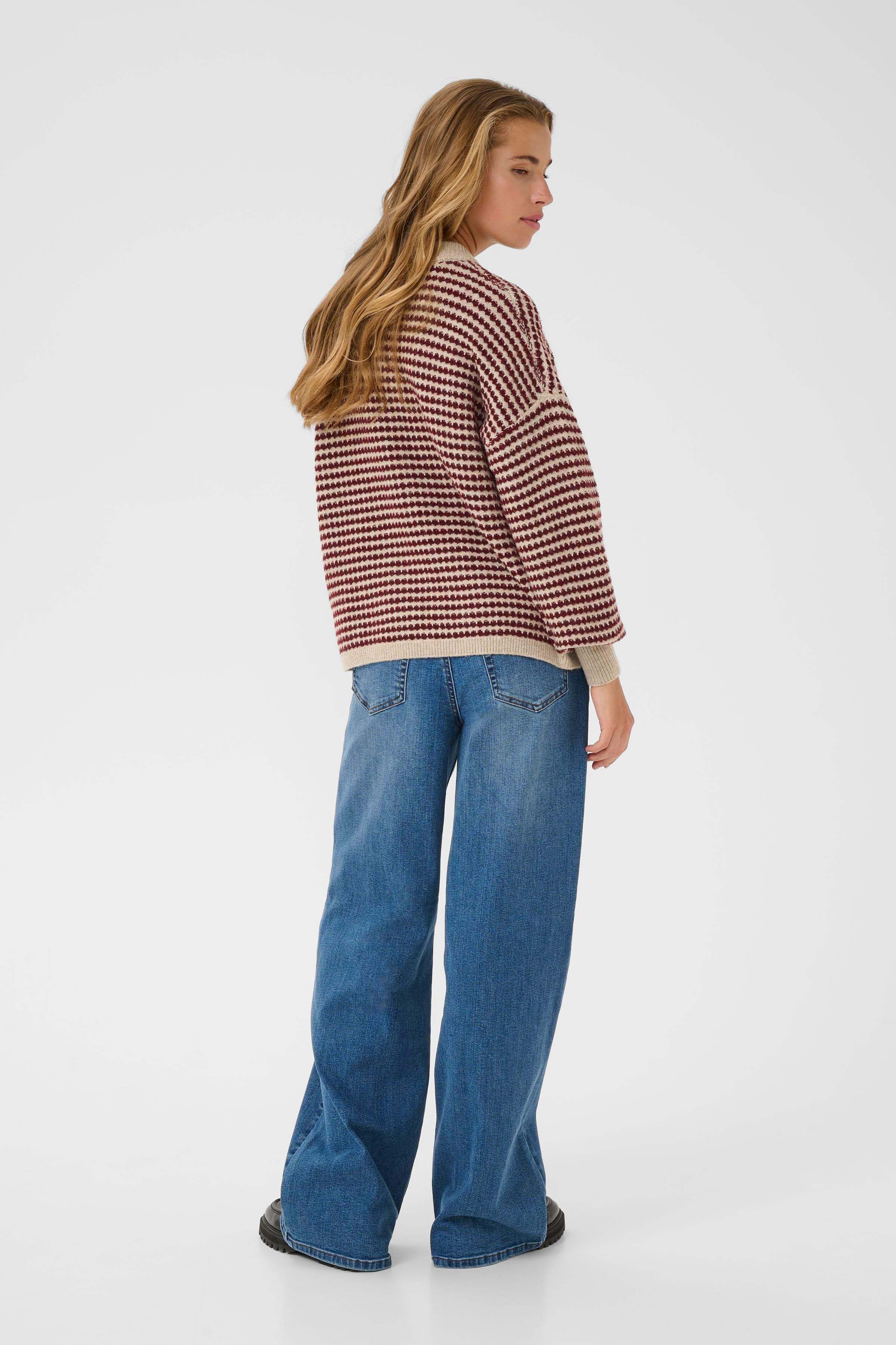 KAellery Pullover LOOKBOOK BACK 10509032-108781