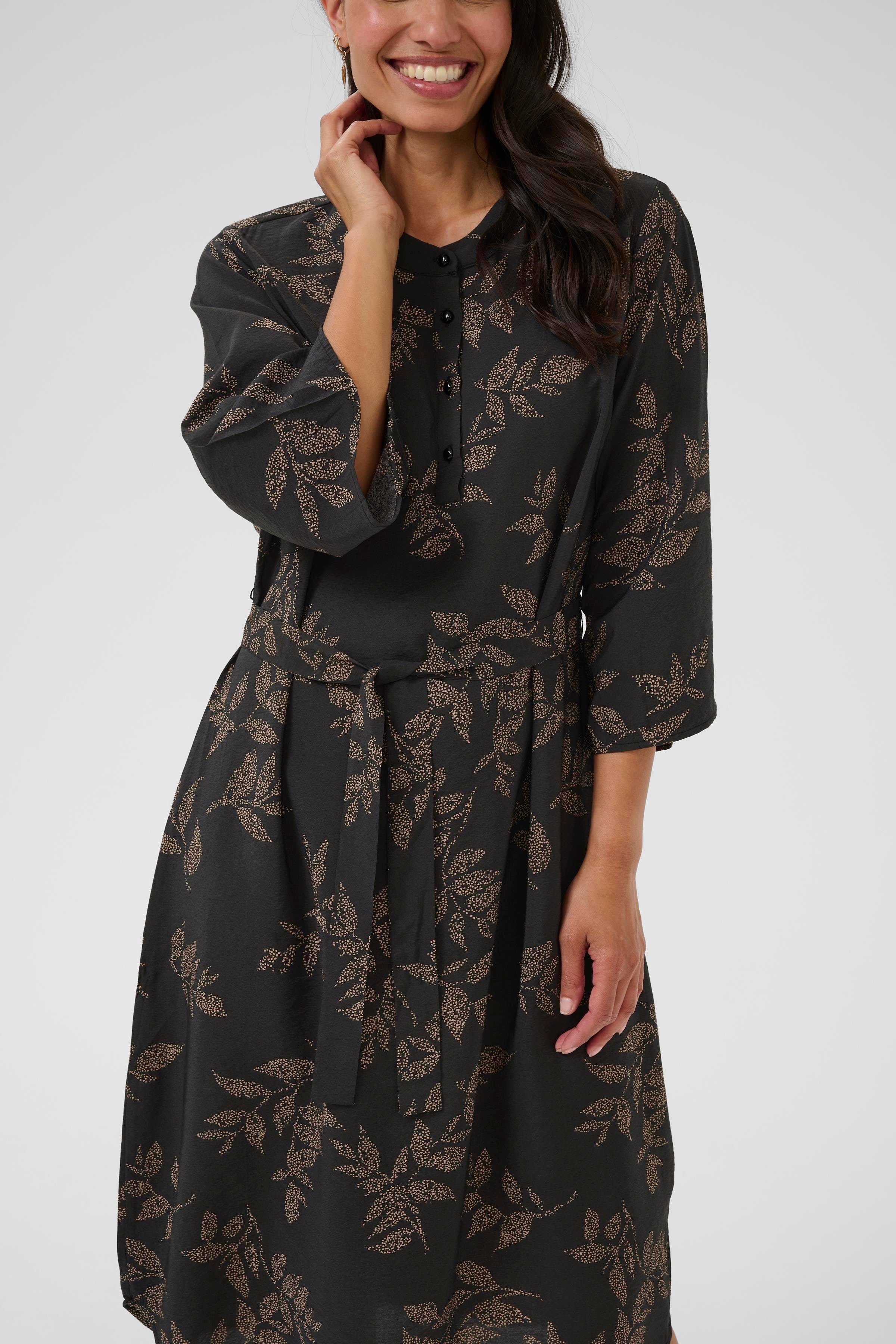BParianna Kleid LOOKBOOK DETAIL 40200011-108427