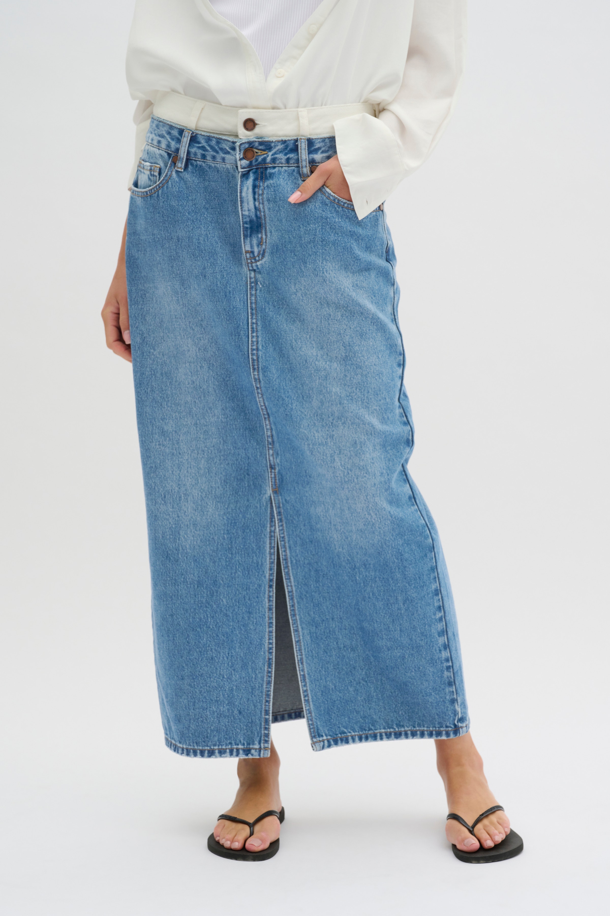 LivaMW Kjol LOOKBOOK FRONT 10704721-100054