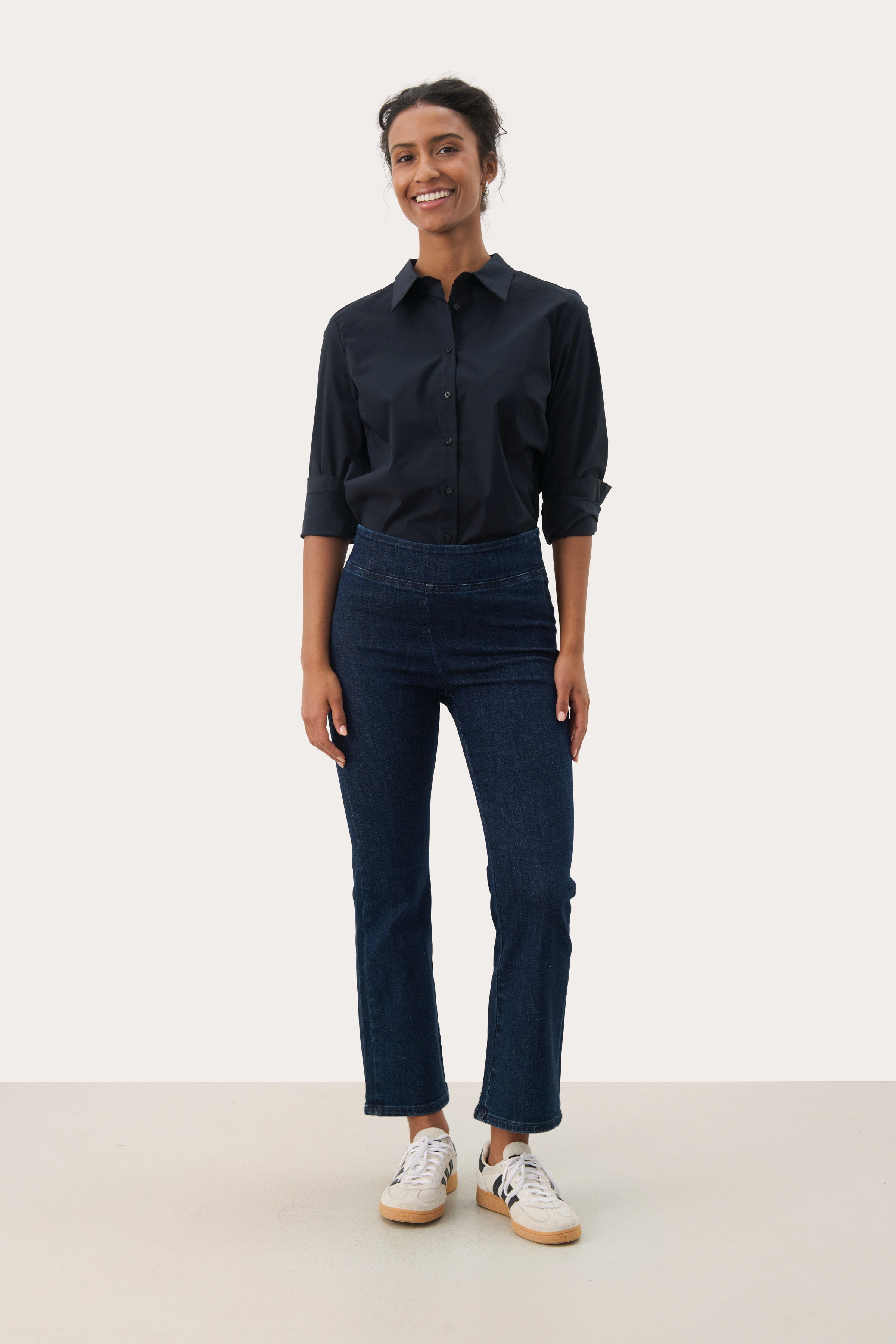 NikelaPW Hose LOOKBOOK FRONT 30309759-300158