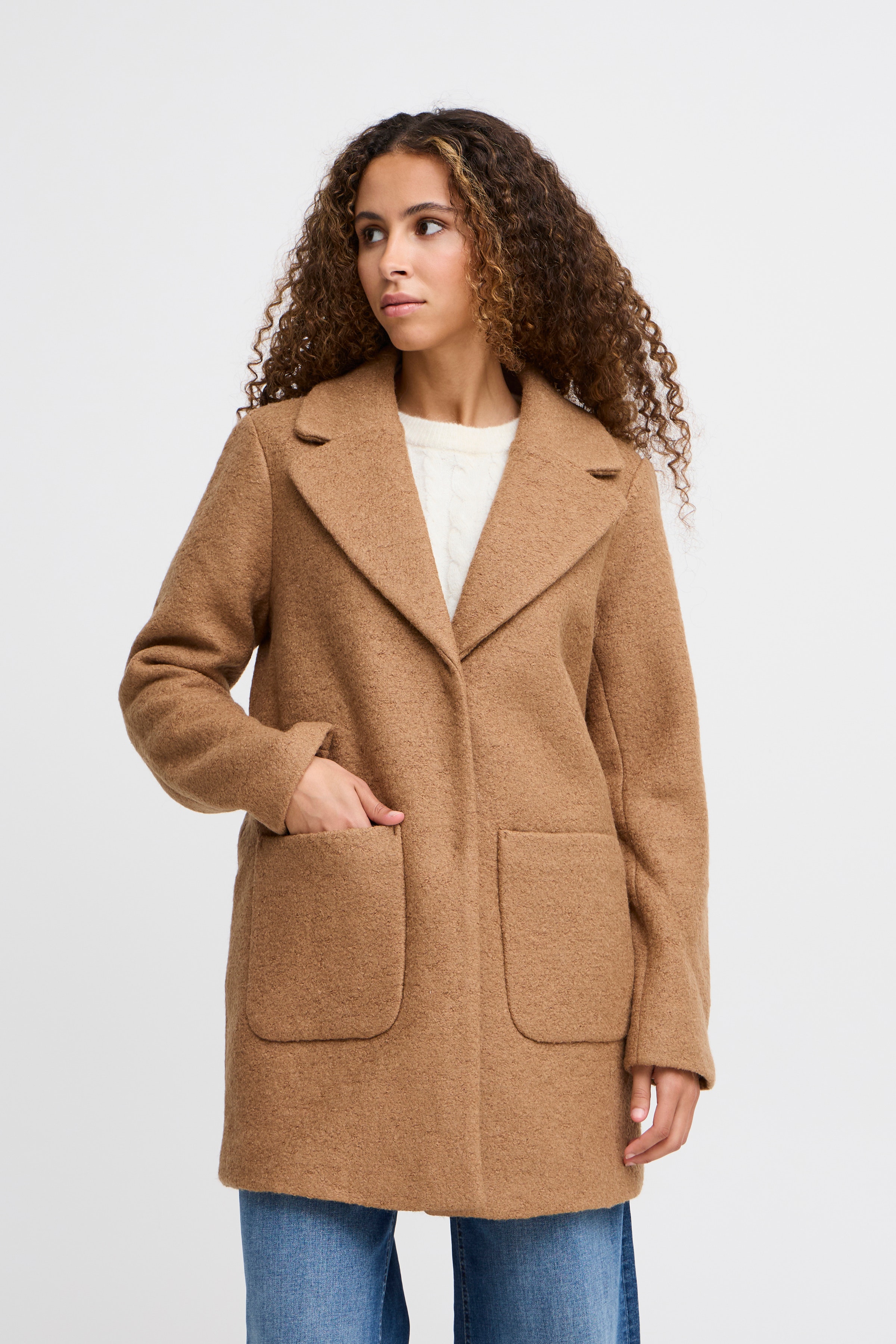 IHSTIPA Jas LOOKBOOK FRONT 20106675-171038