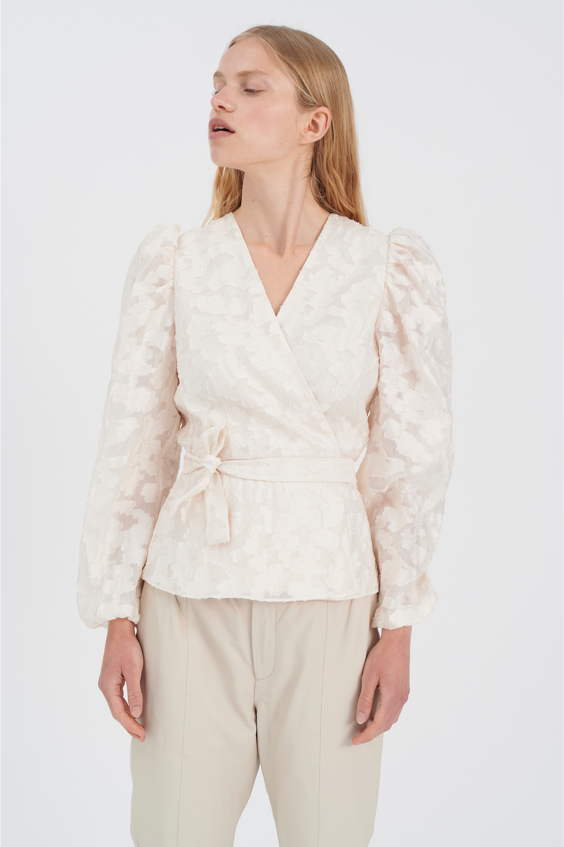 ImalaIW Blouse met lange mouwen LOOKBOOK FRONT 30106824-300002