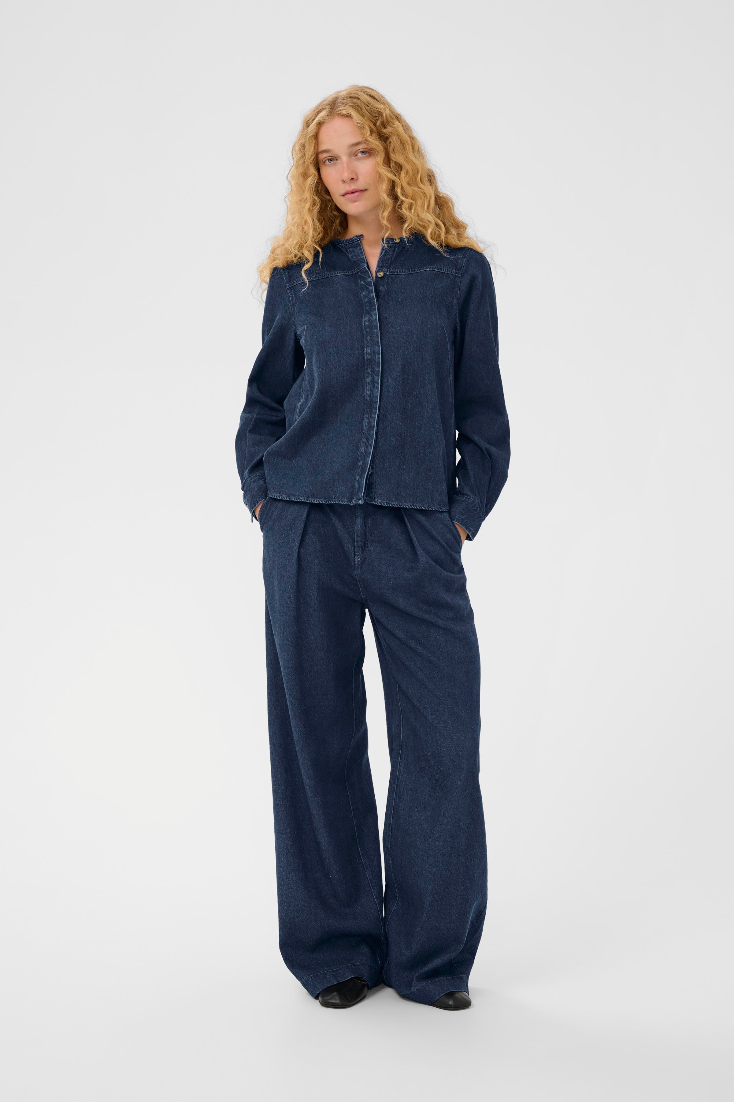 CAROLAIW Skjorta LOOKBOOK FRONT 30112186-194118