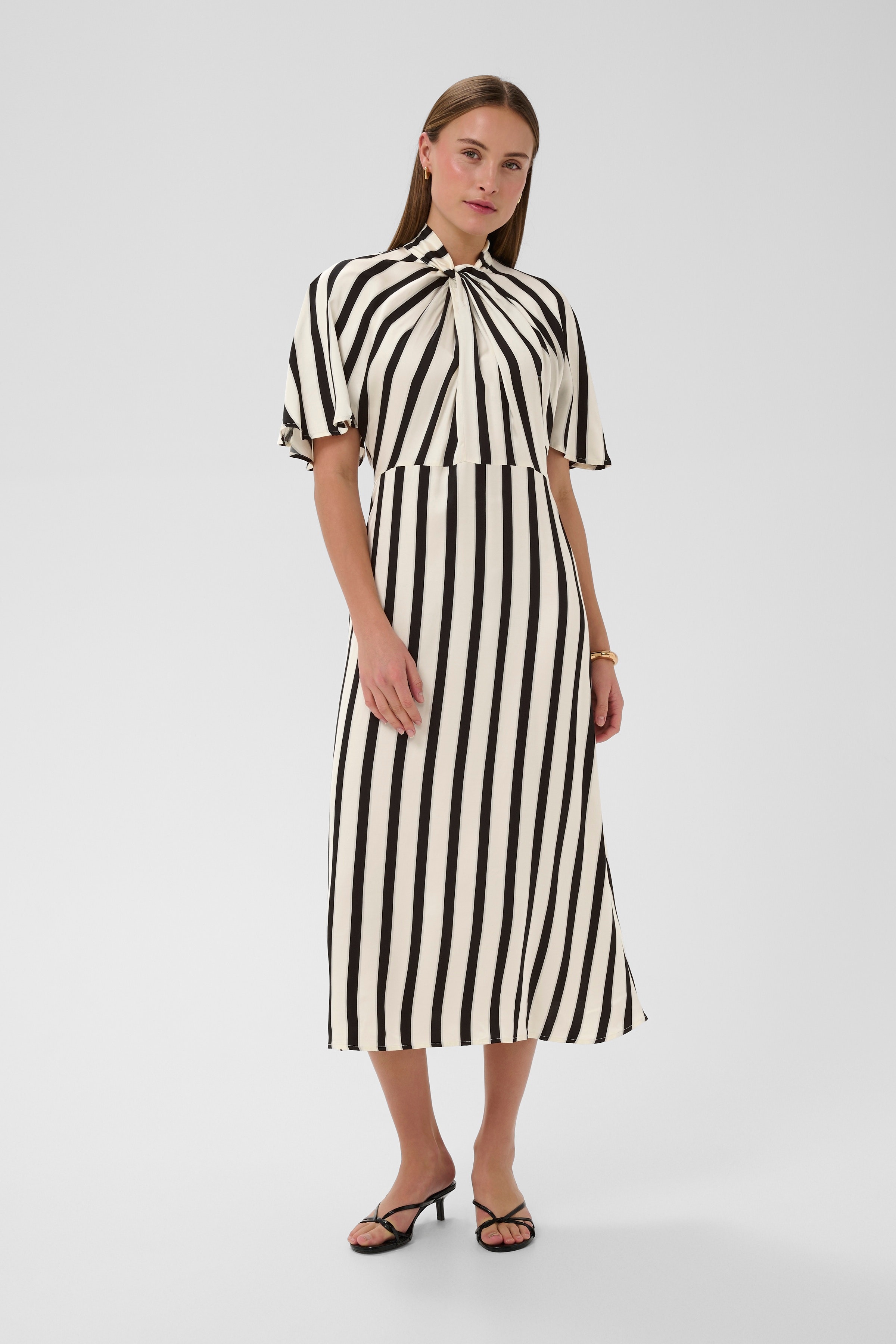 SLClero Jurk LOOKBOOK FRONT 30408522-304094