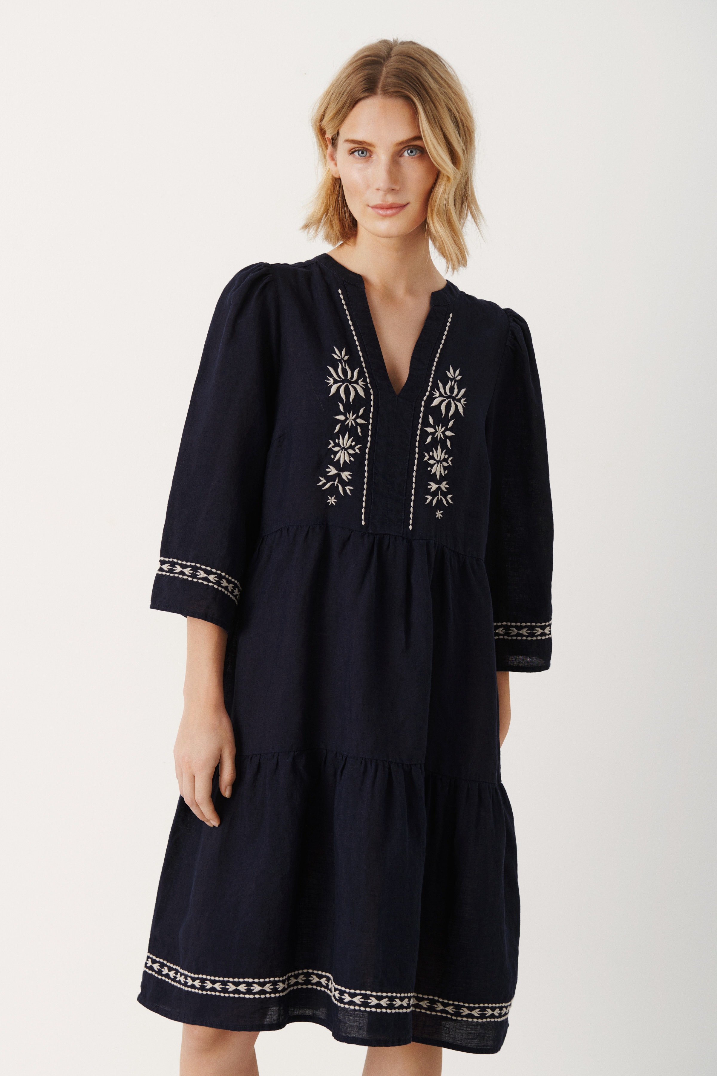NahlaPW Klänning LOOKBOOK FRONT 30306637-193924