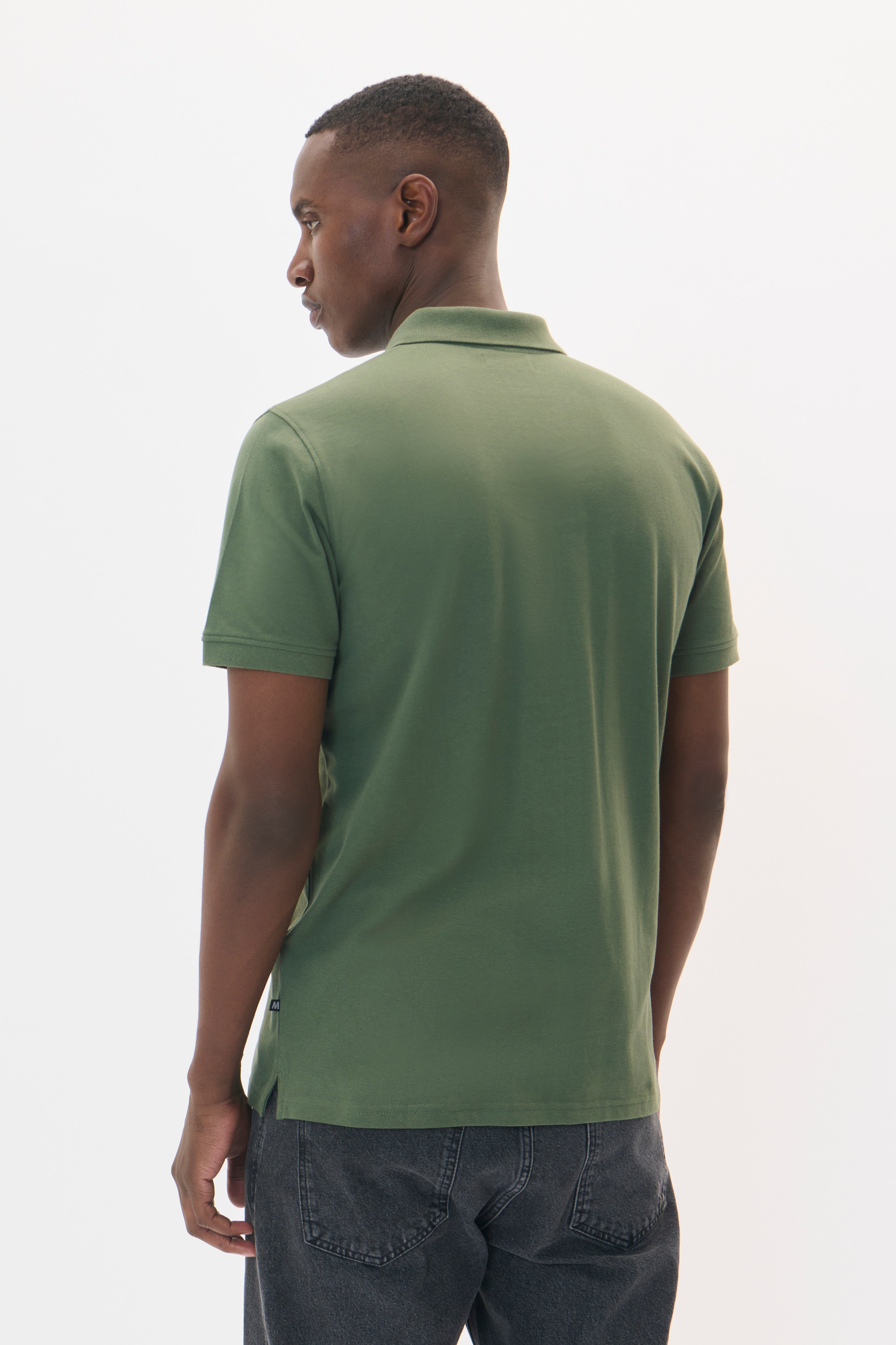 MApoleo Poloshirt LOOKBOOK BACK 30206461-190309