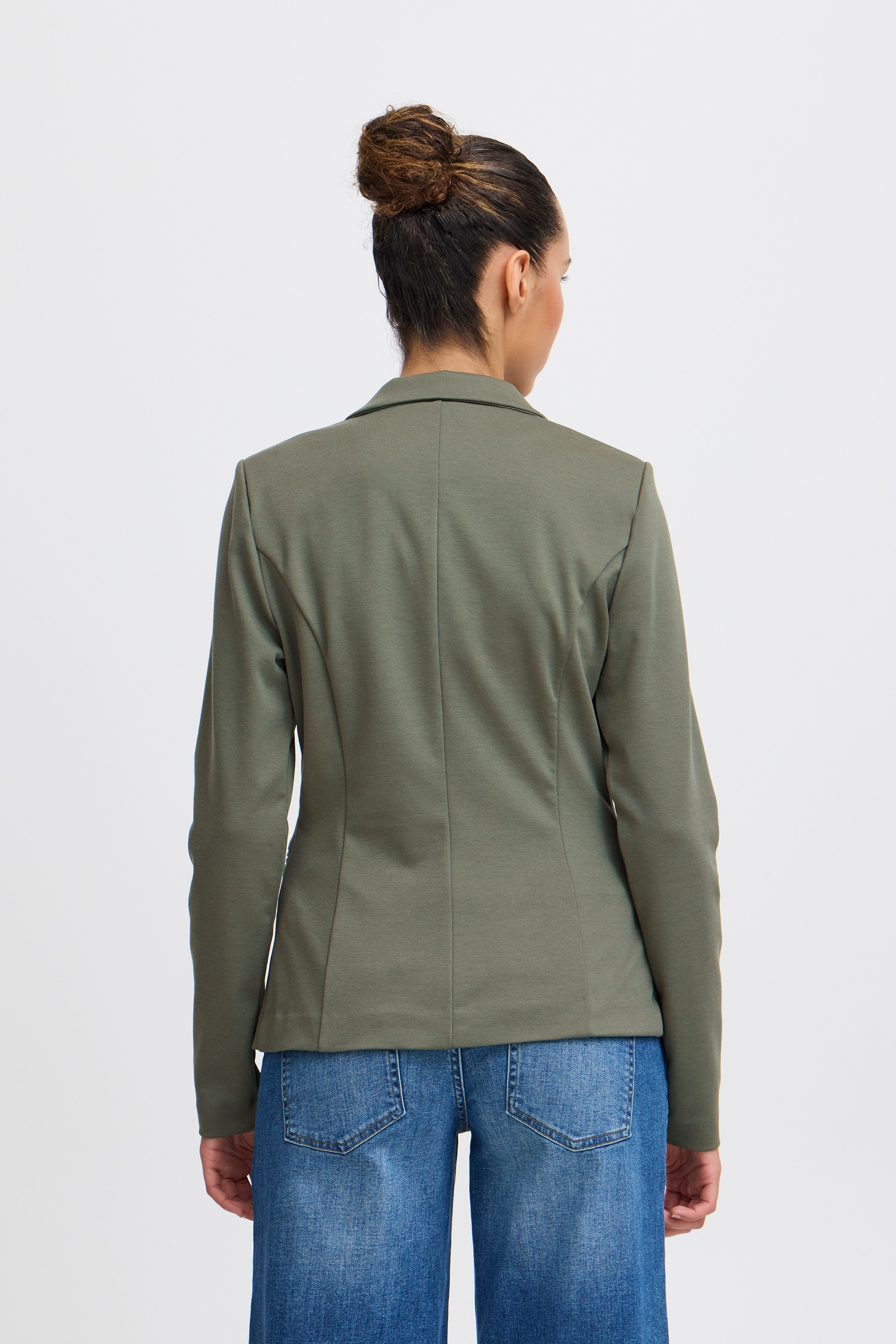 IHKATE Blazer LOOKBOOK BACK 20101801-190309