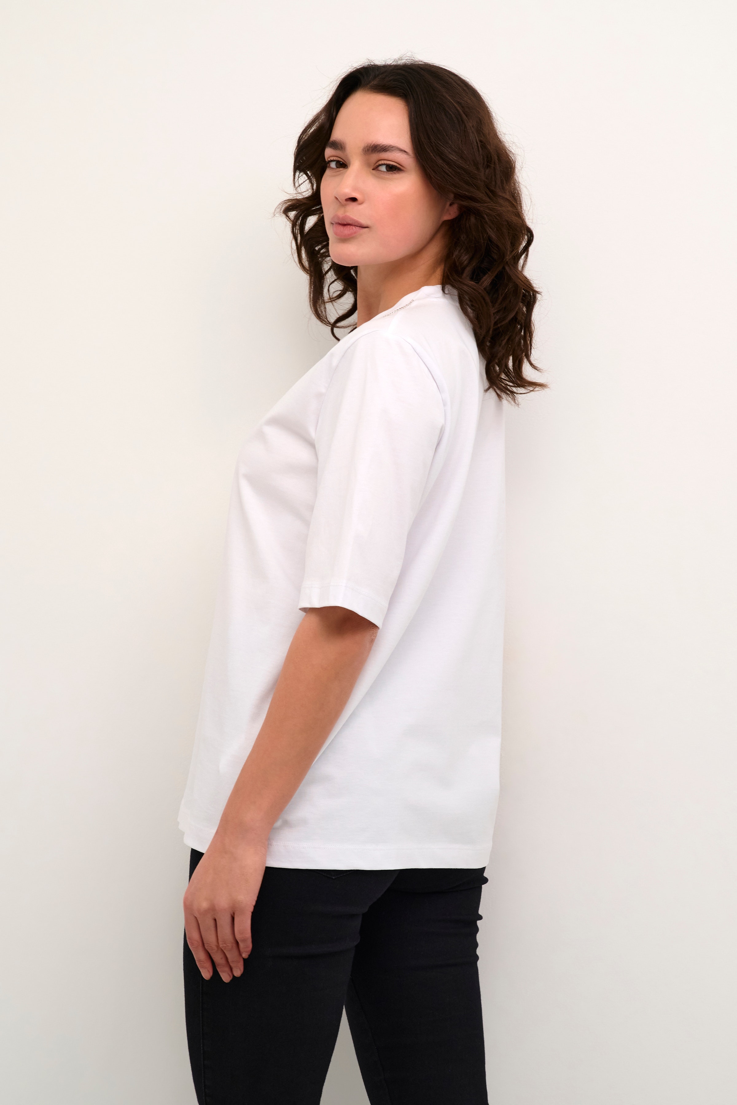 KAivana T-shirt LOOKBOOK BACK 10509389-110601