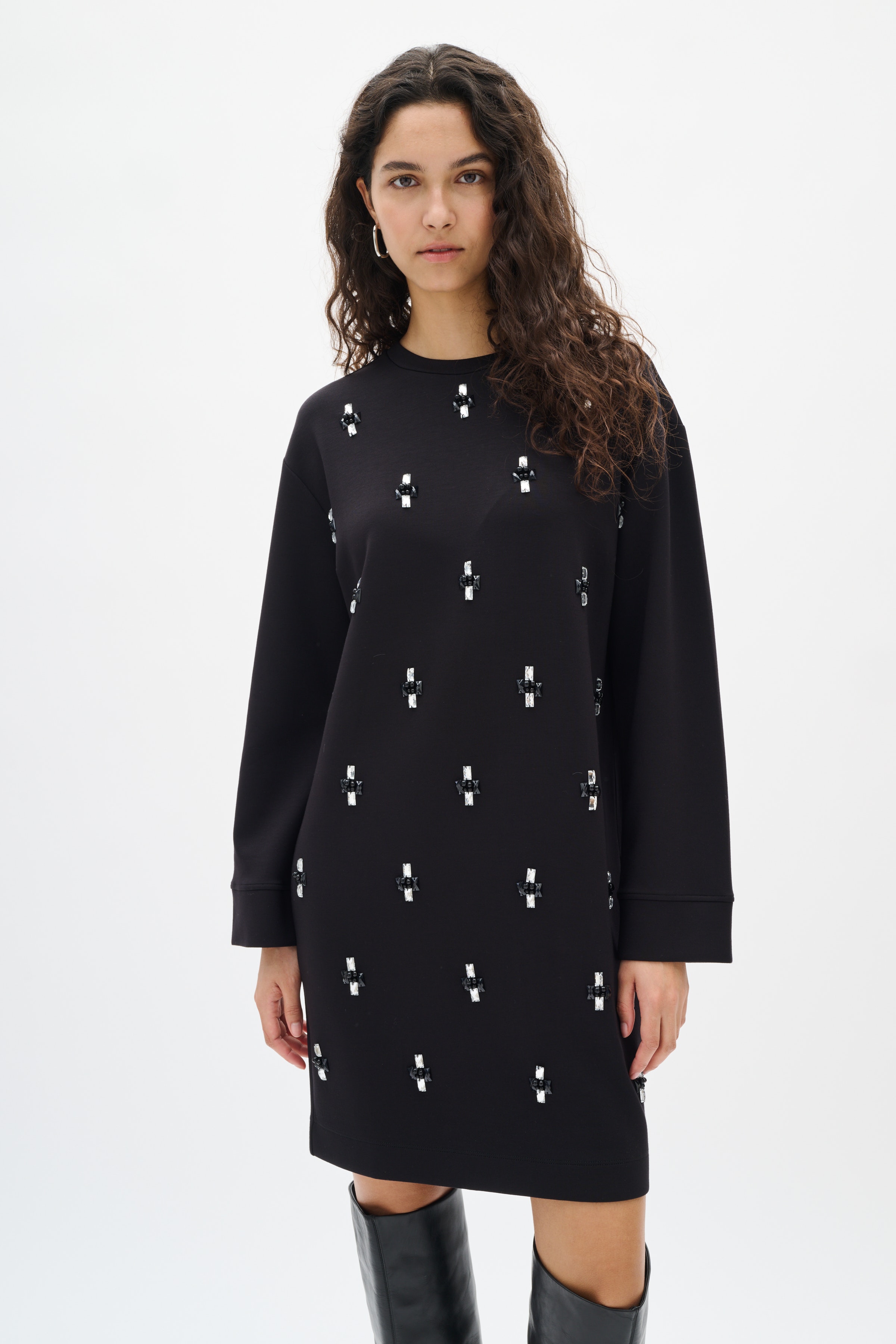 KINCENTIW Kjole LOOKBOOK FRONT 30112112-194008