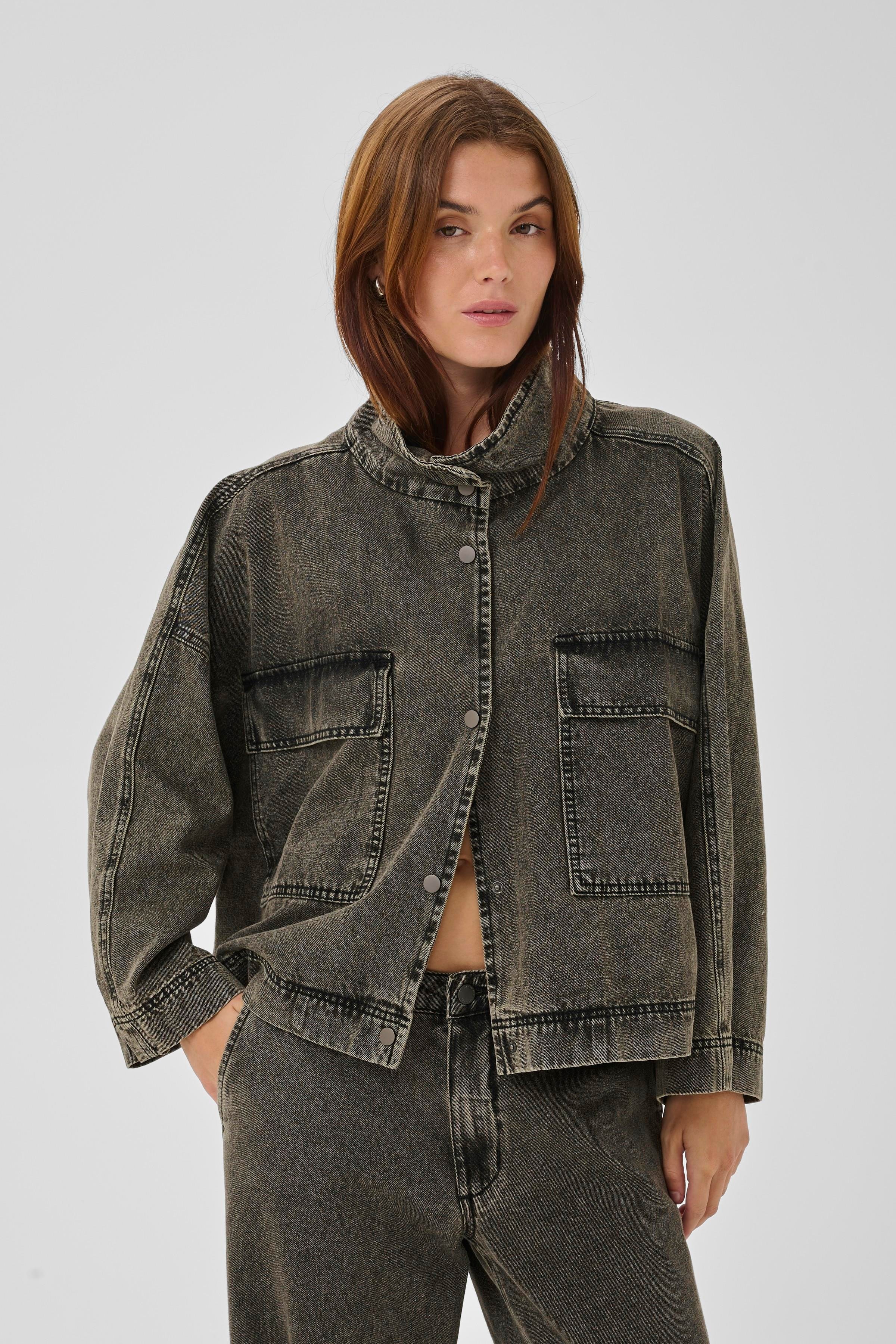 TessaMW Casual Jacke LOOKBOOK FRONT 10704774-100085