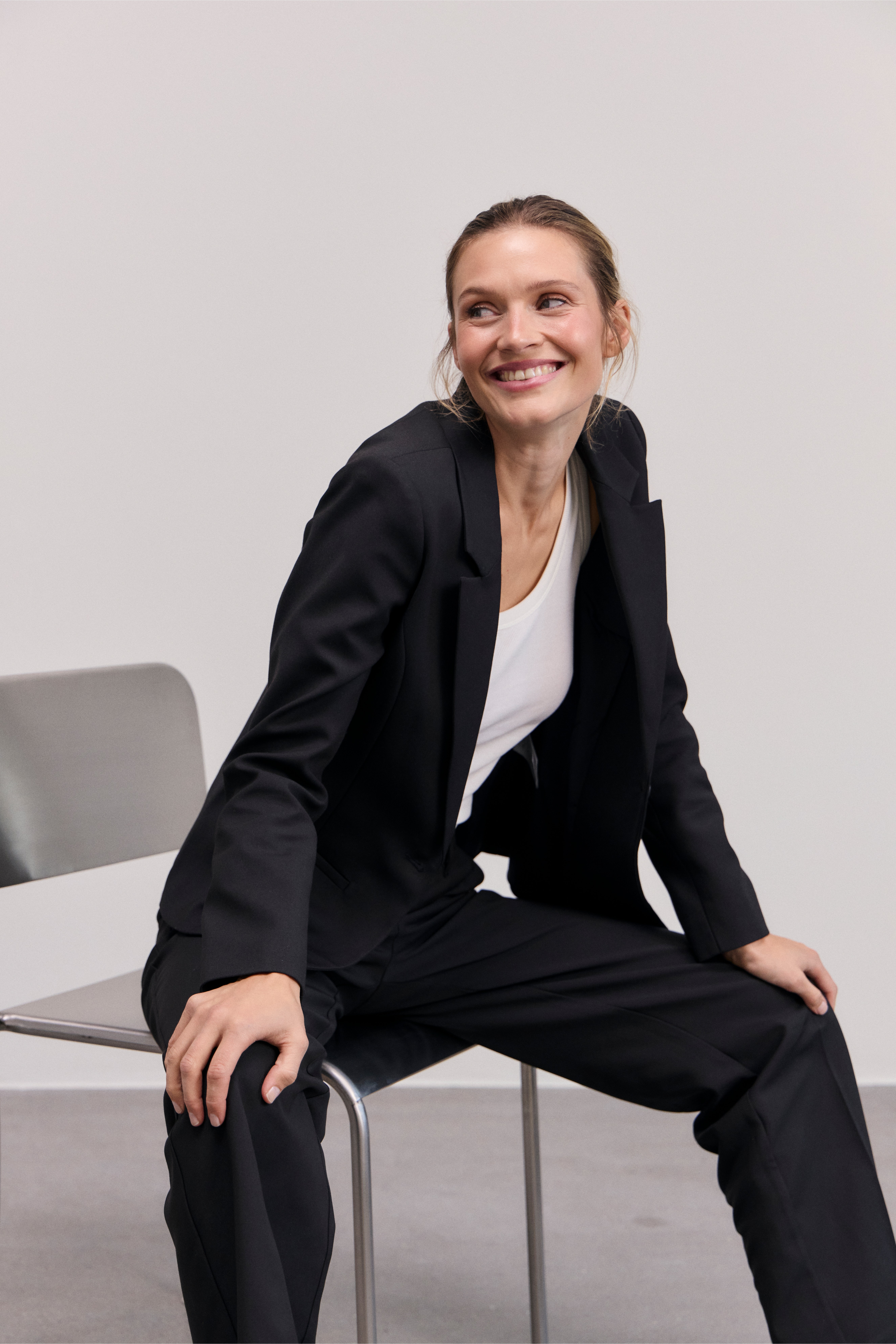 PZBINDY Blazer LOCATION NONE 50210337-193911