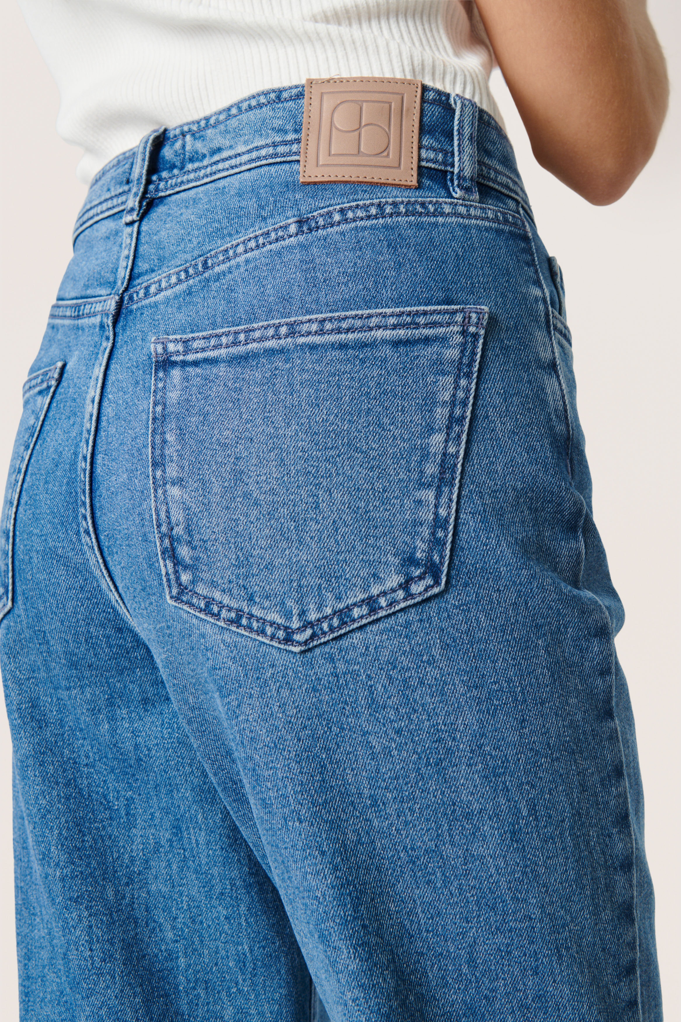 SLMargot Jeans LOOKBOOK DETAIL 30406805-300377