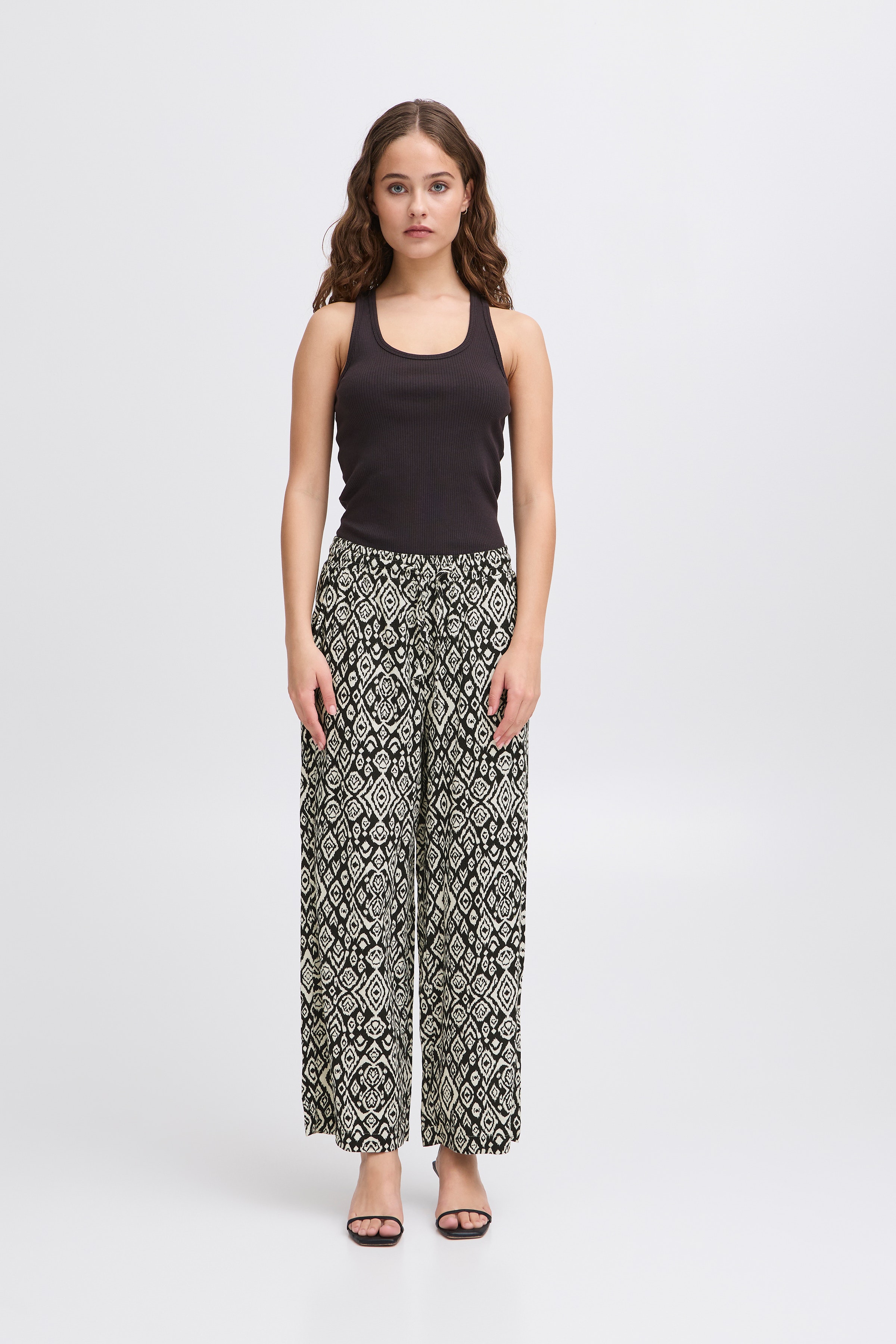 Pants Casual LOOKBOOK FRONT 20122913-204432