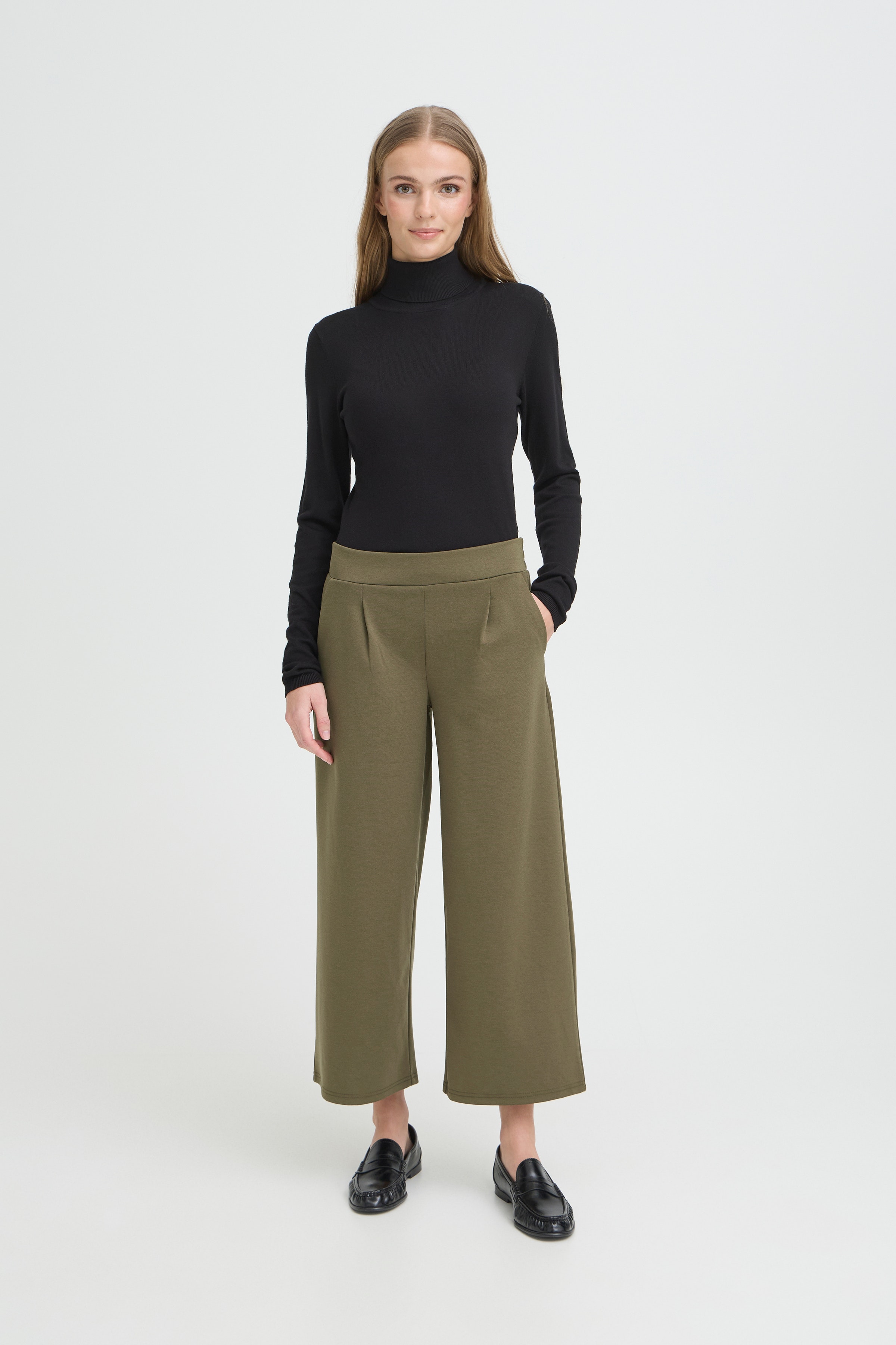 IHKATE WIDE Trousers LOOKBOOK FRONT 20116301-190510