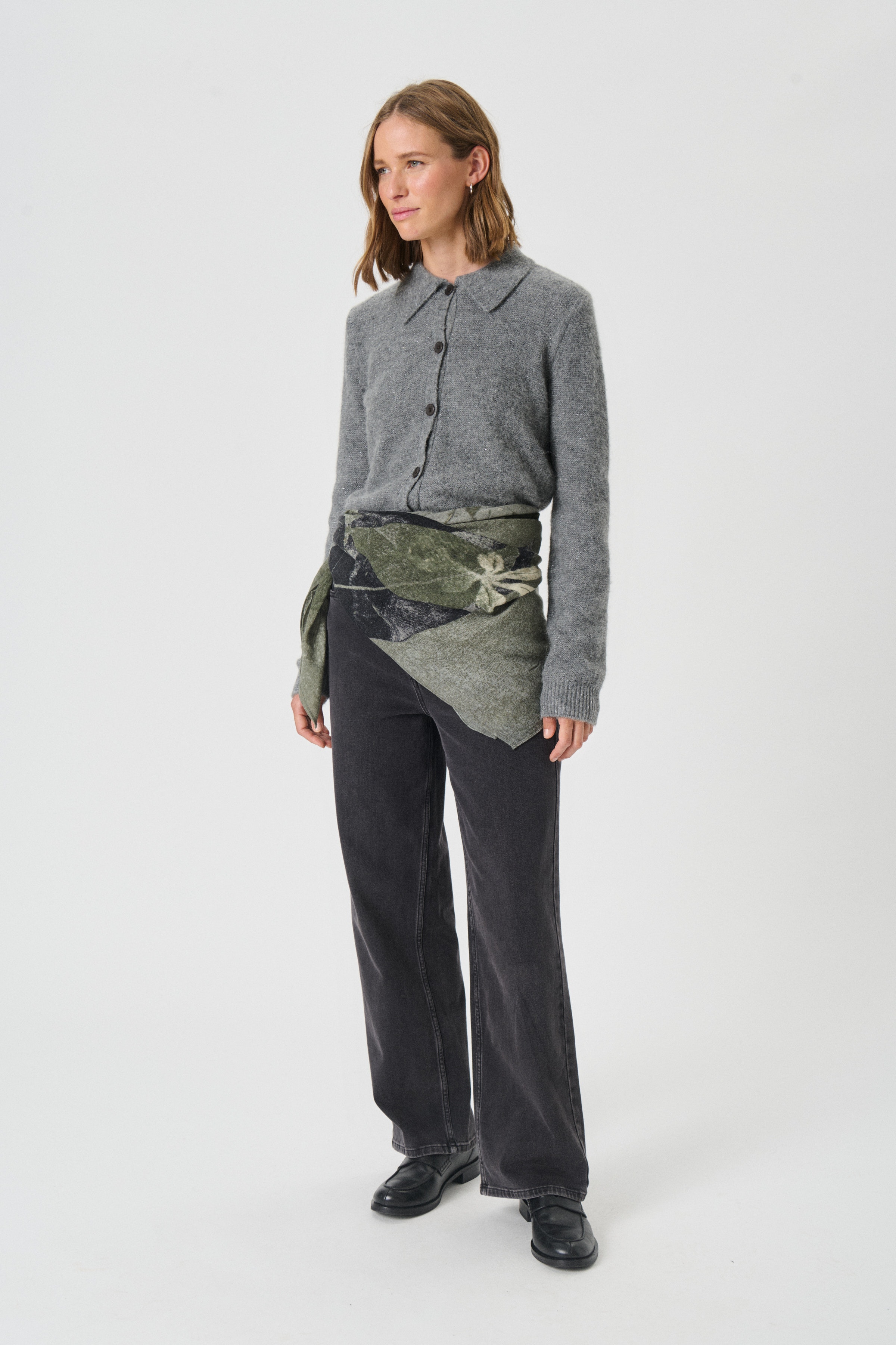 UlricaPW Cardigan LOOKBOOK BACK 30310207-1802011