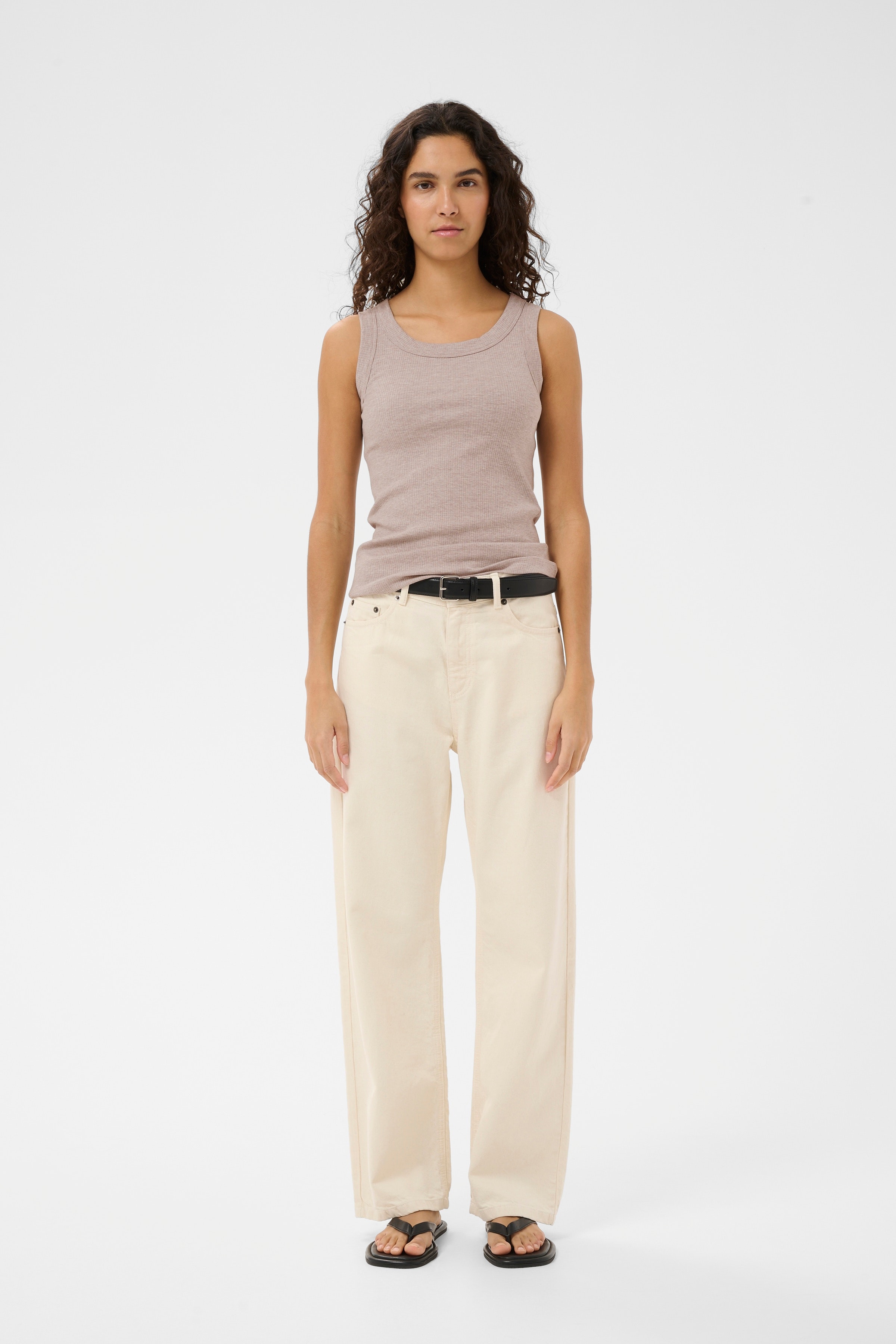 DagnaIW Top LOOKBOOK FRONT 30106863-1545031