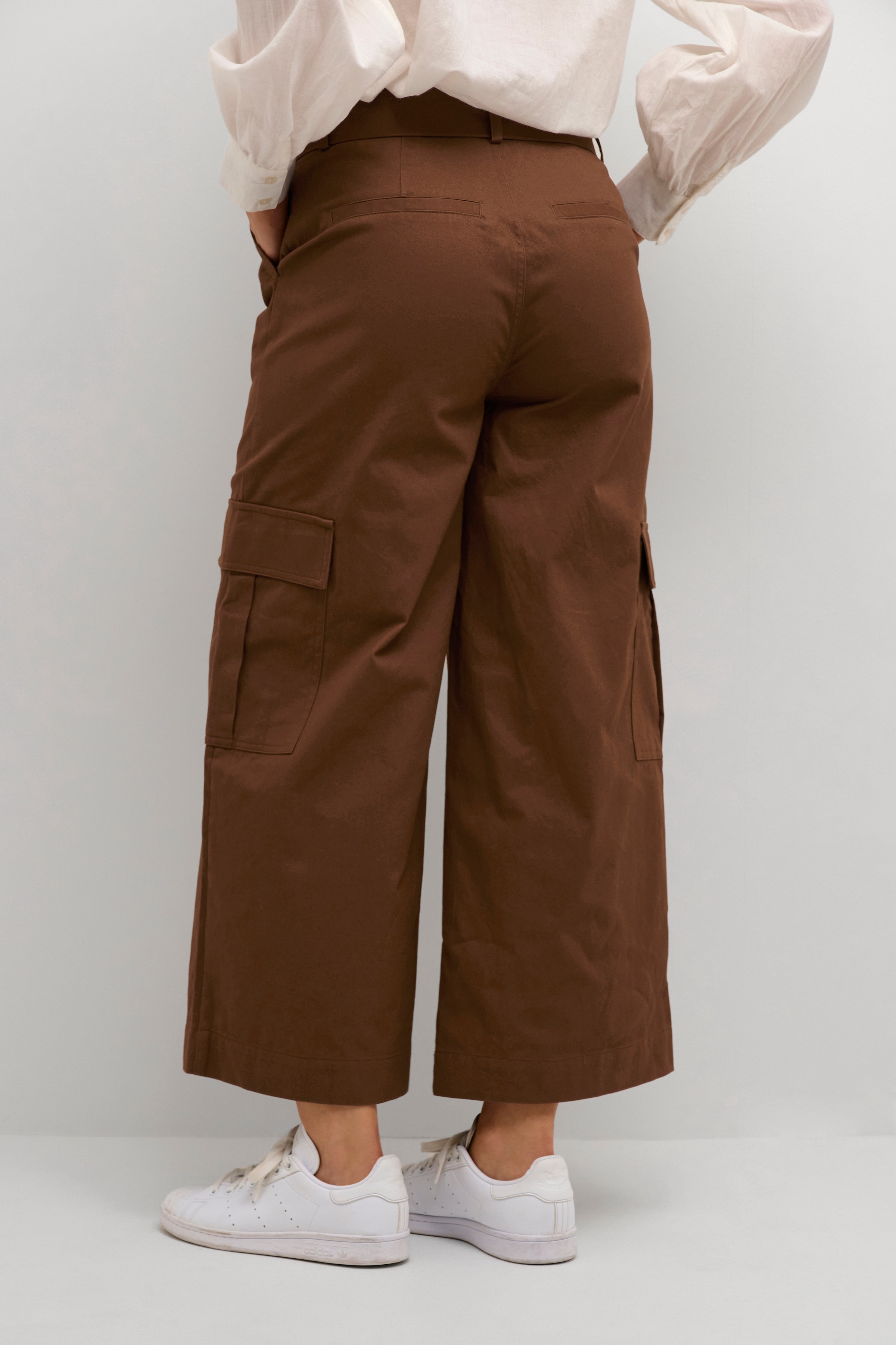 KAcarmen Trousers LOOKBOOK BACK 10507581-181232