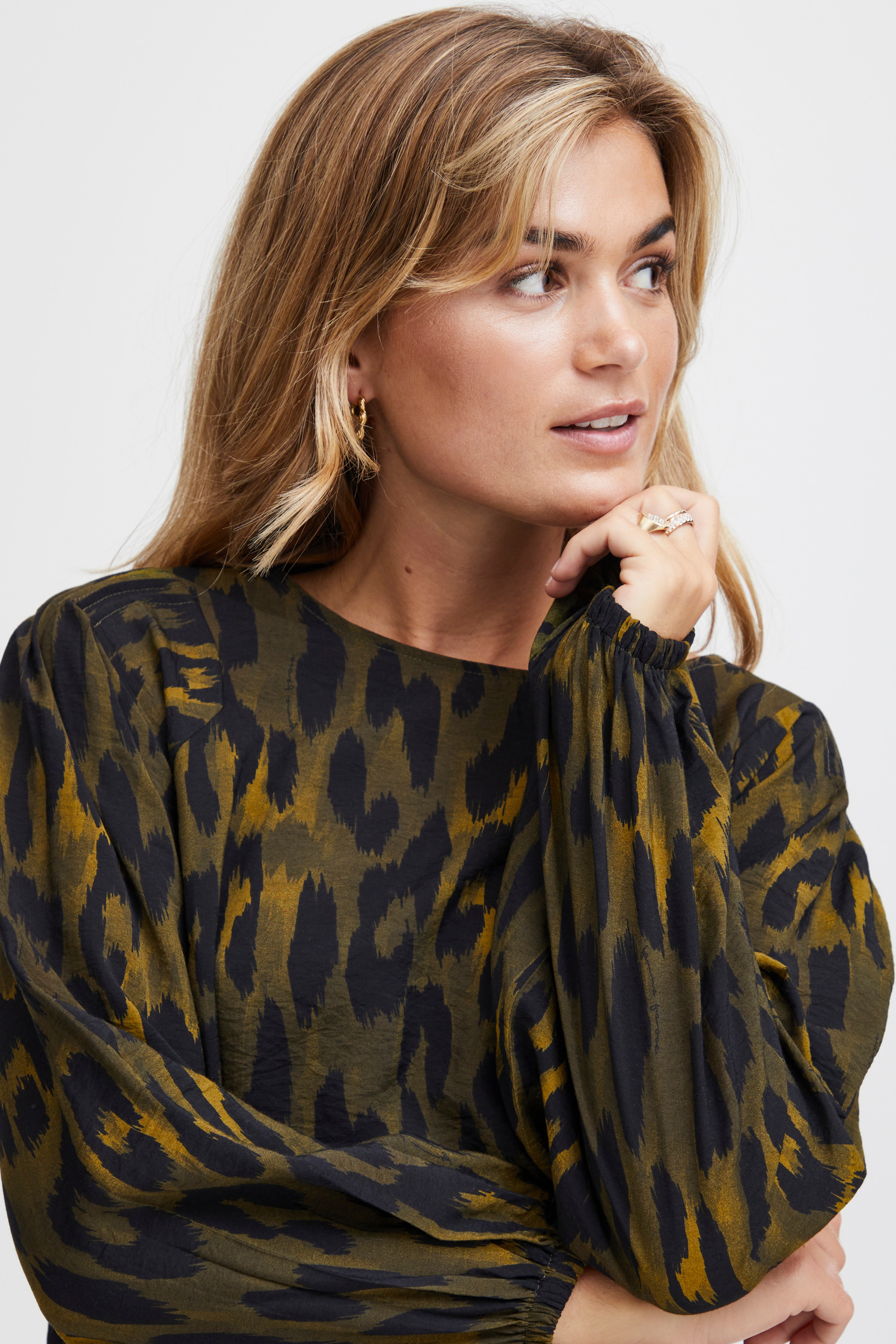 FRLEONI Blus LOOKBOOK DETAIL 20612701-202439