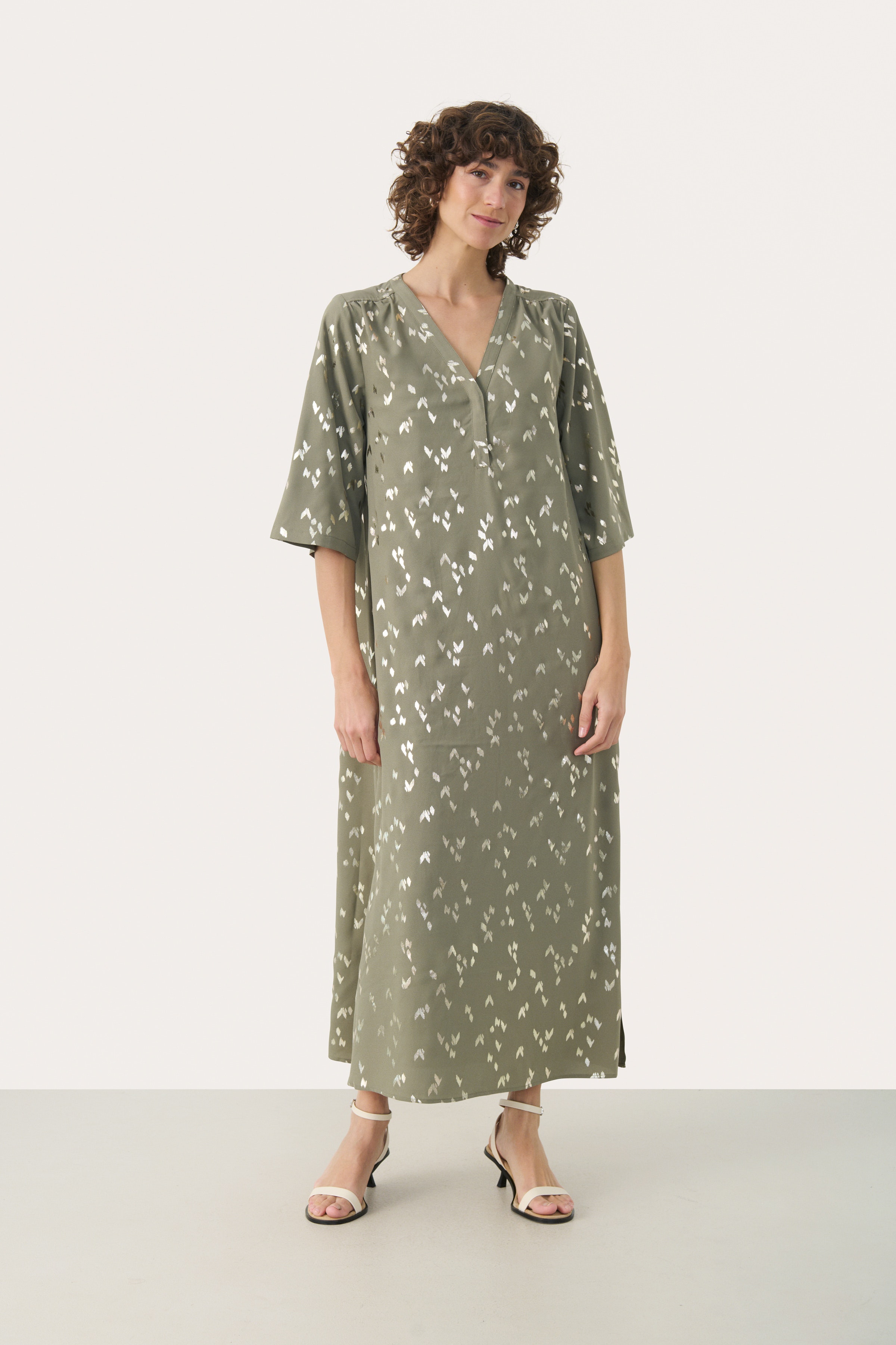 BeritPW Klänning LOOKBOOK FRONT 30309906-304028