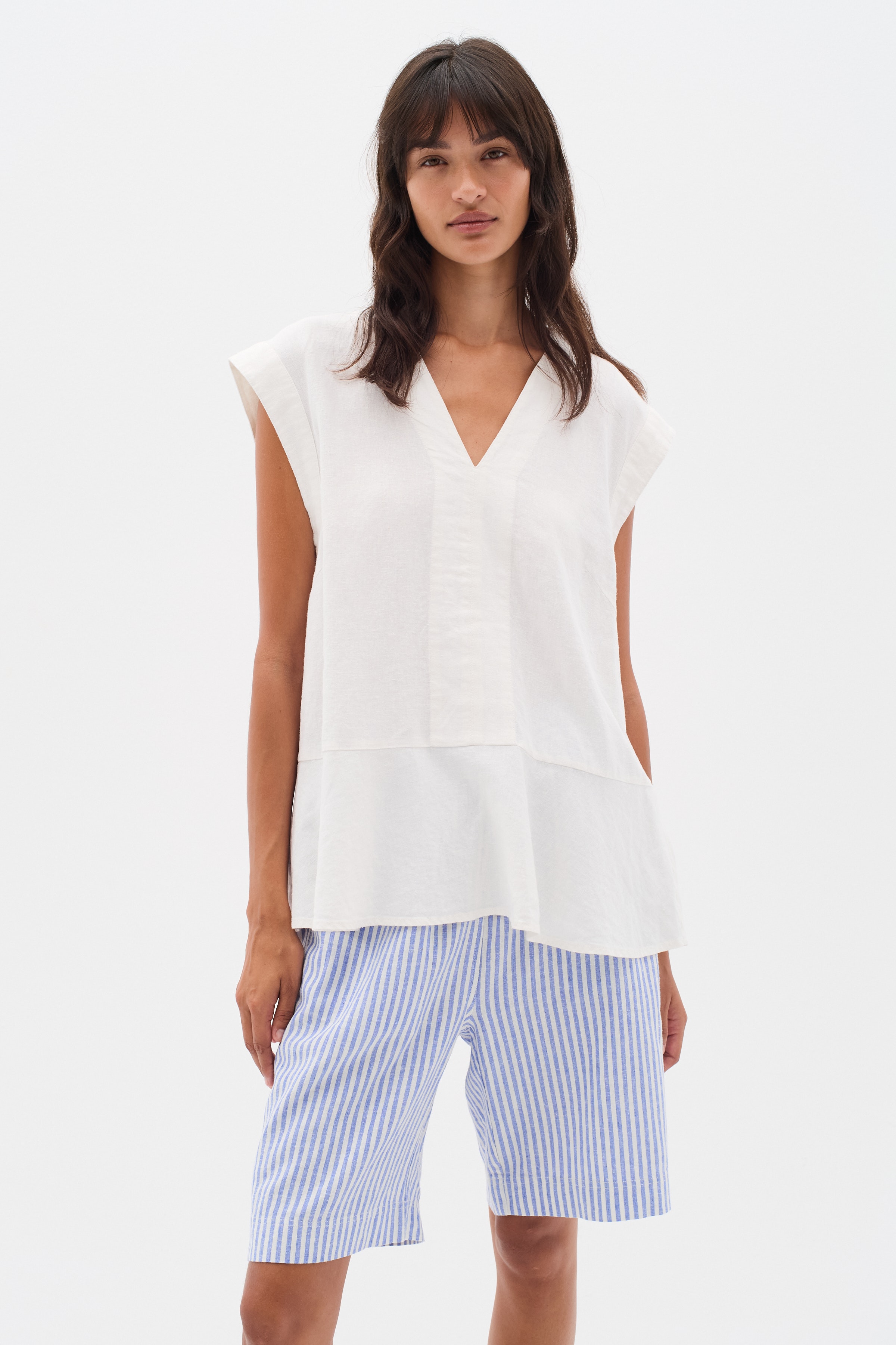 RimoneIW Hør Shorts LOOKBOOK FRONT 30110363-300012