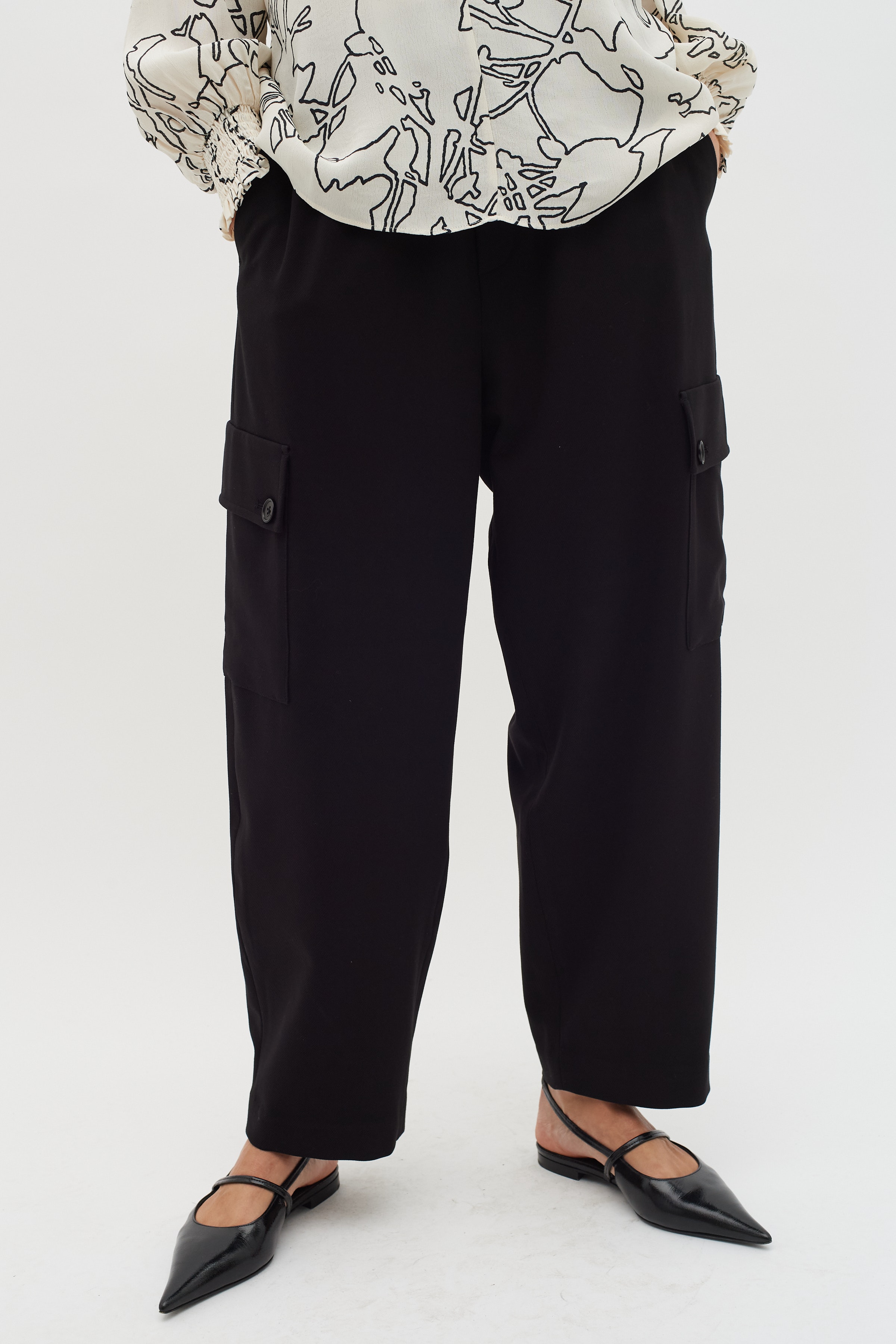 TeoneIW Broek LOOKBOOK FRONT 30109505-194008