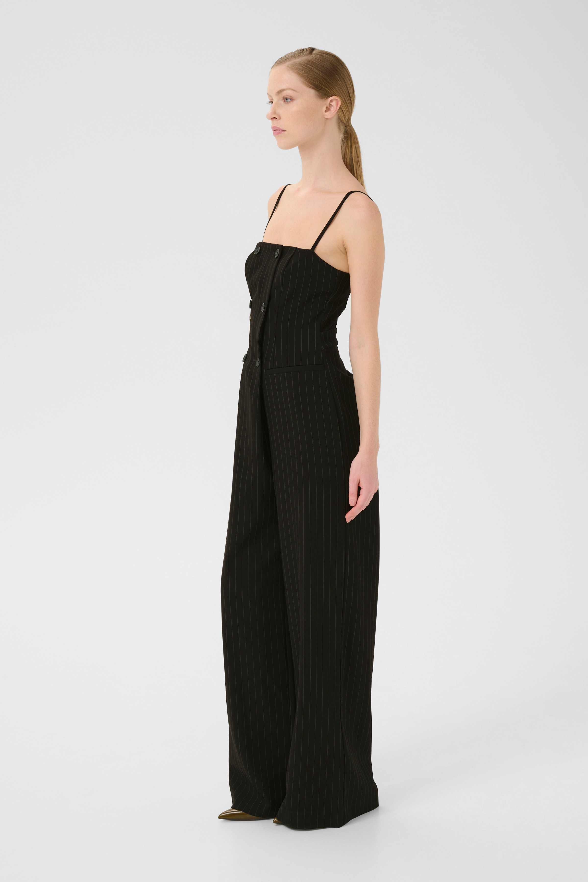 GZjoelle Overall LOOKBOOK FRONT 10910726-105270