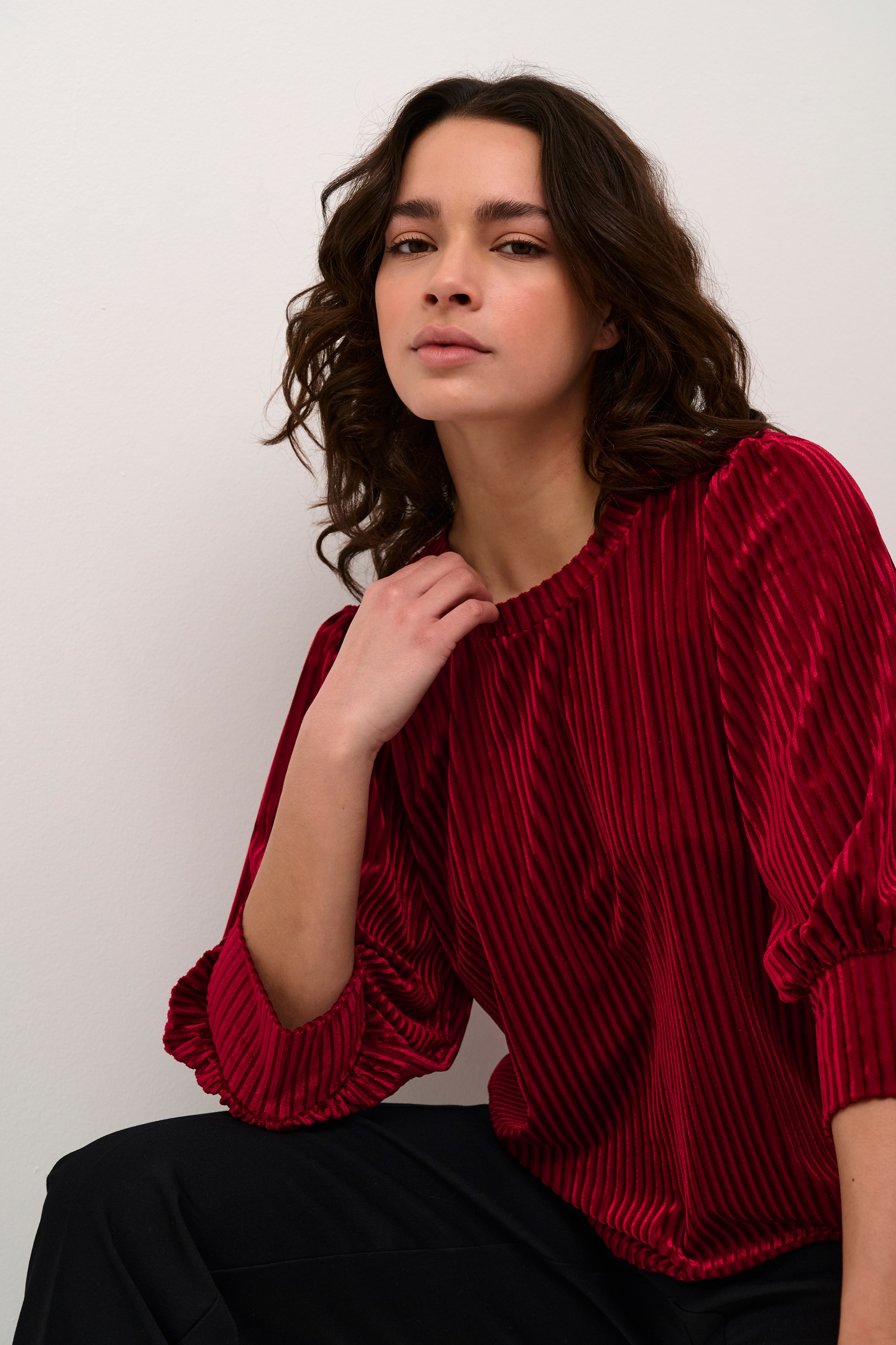 KAcaca Velour blouse LOOKBOOK DETAIL 10503887-106907