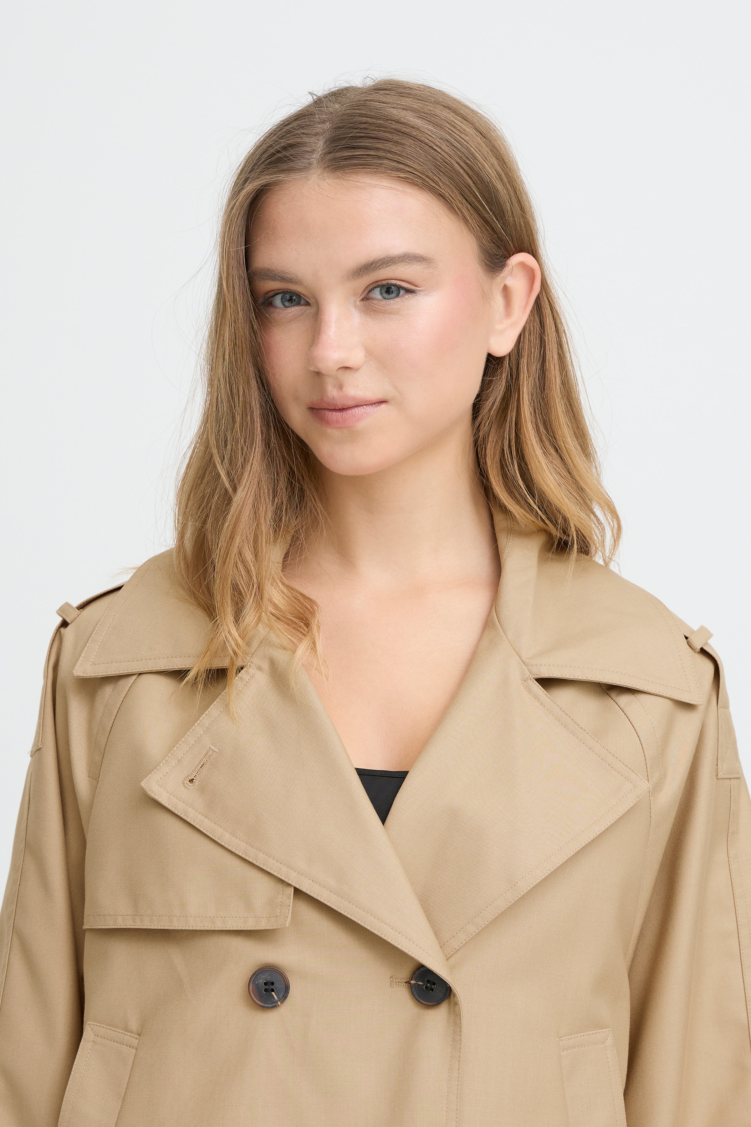 IHEPARZA Ytterplagg LOOKBOOK DETAIL 20122214-161315