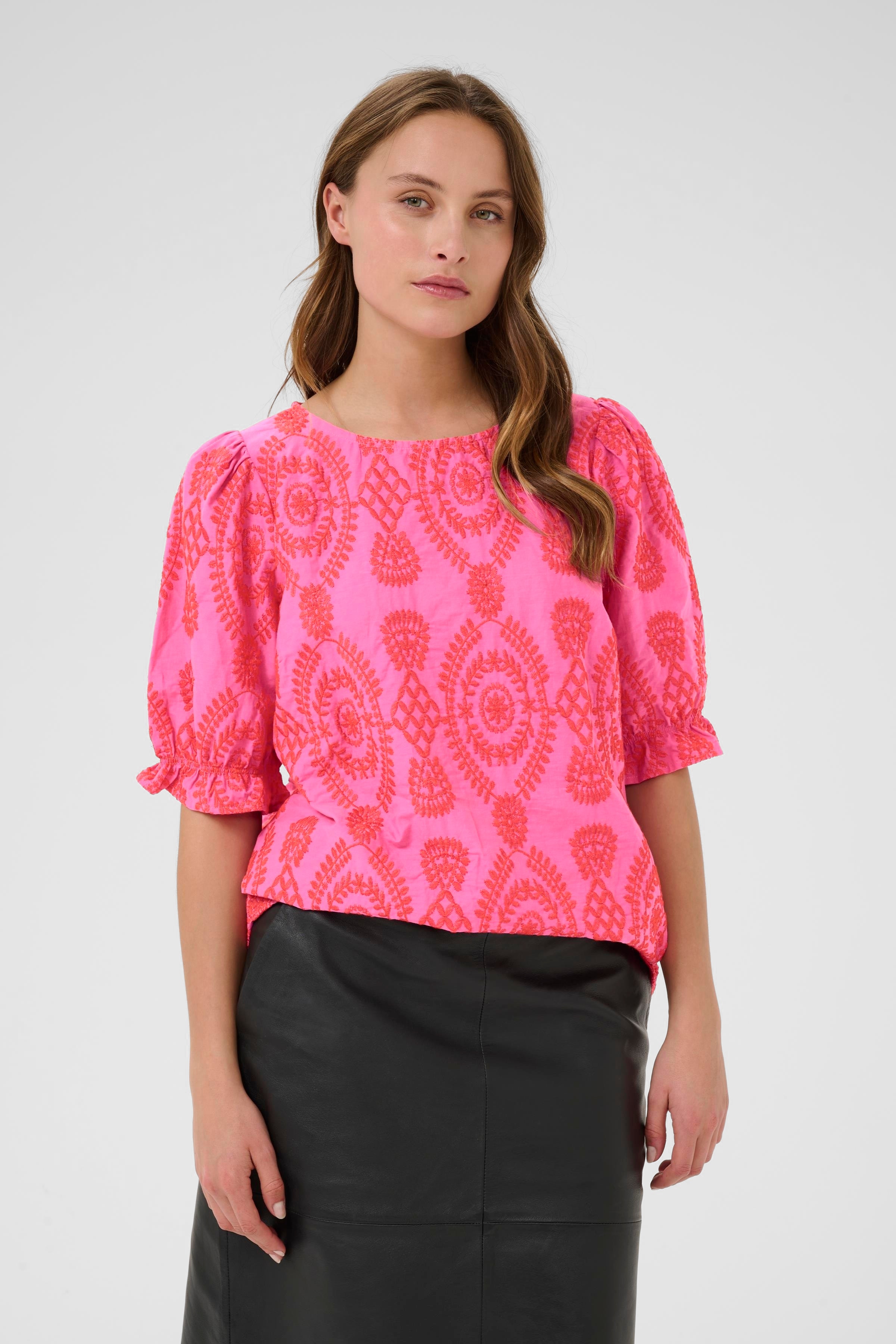 CUaidy Bluse LOOKBOOK FRONT 50111766-152718