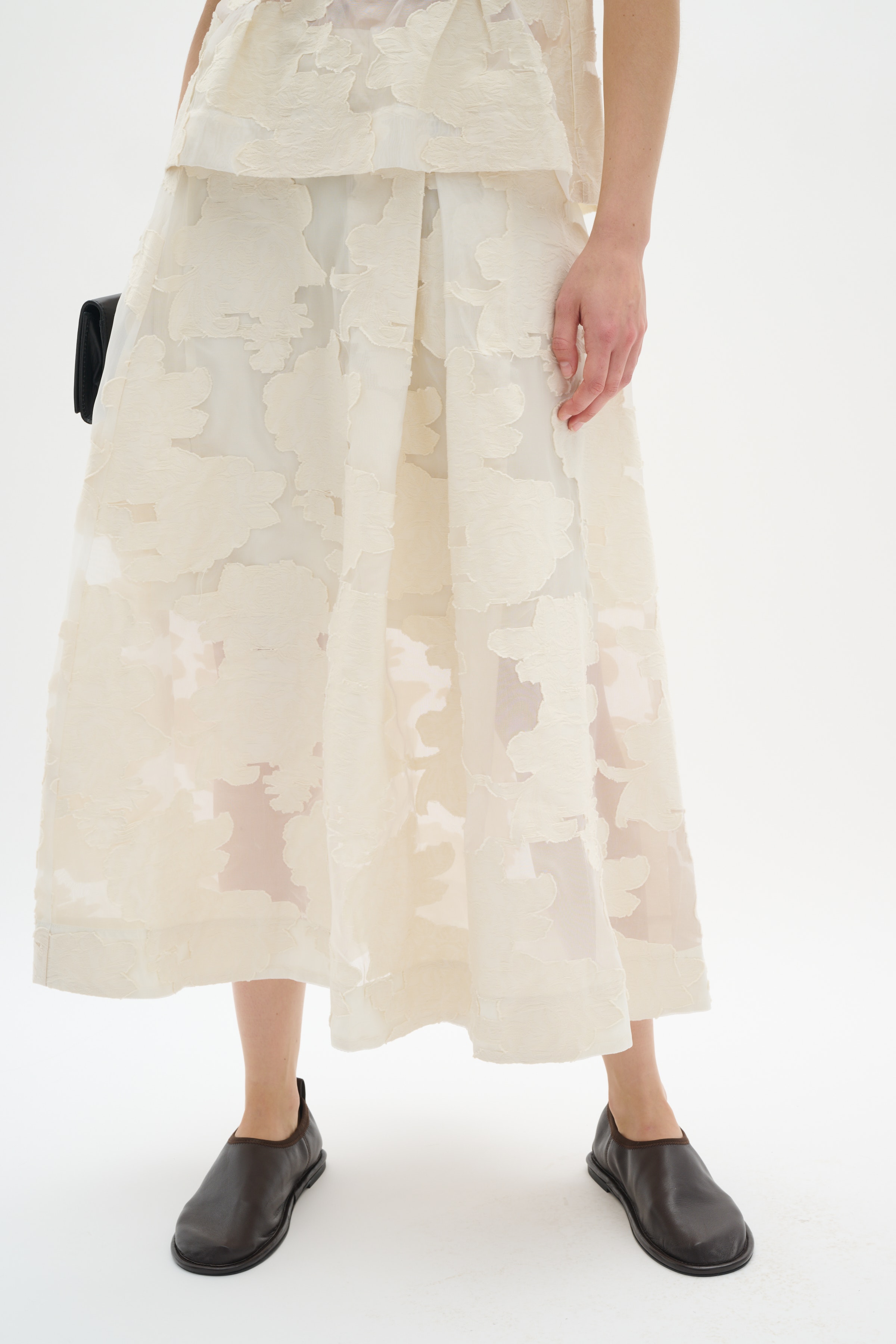 VestaIW Skirt LOOKBOOK FRONT 30109977-120601