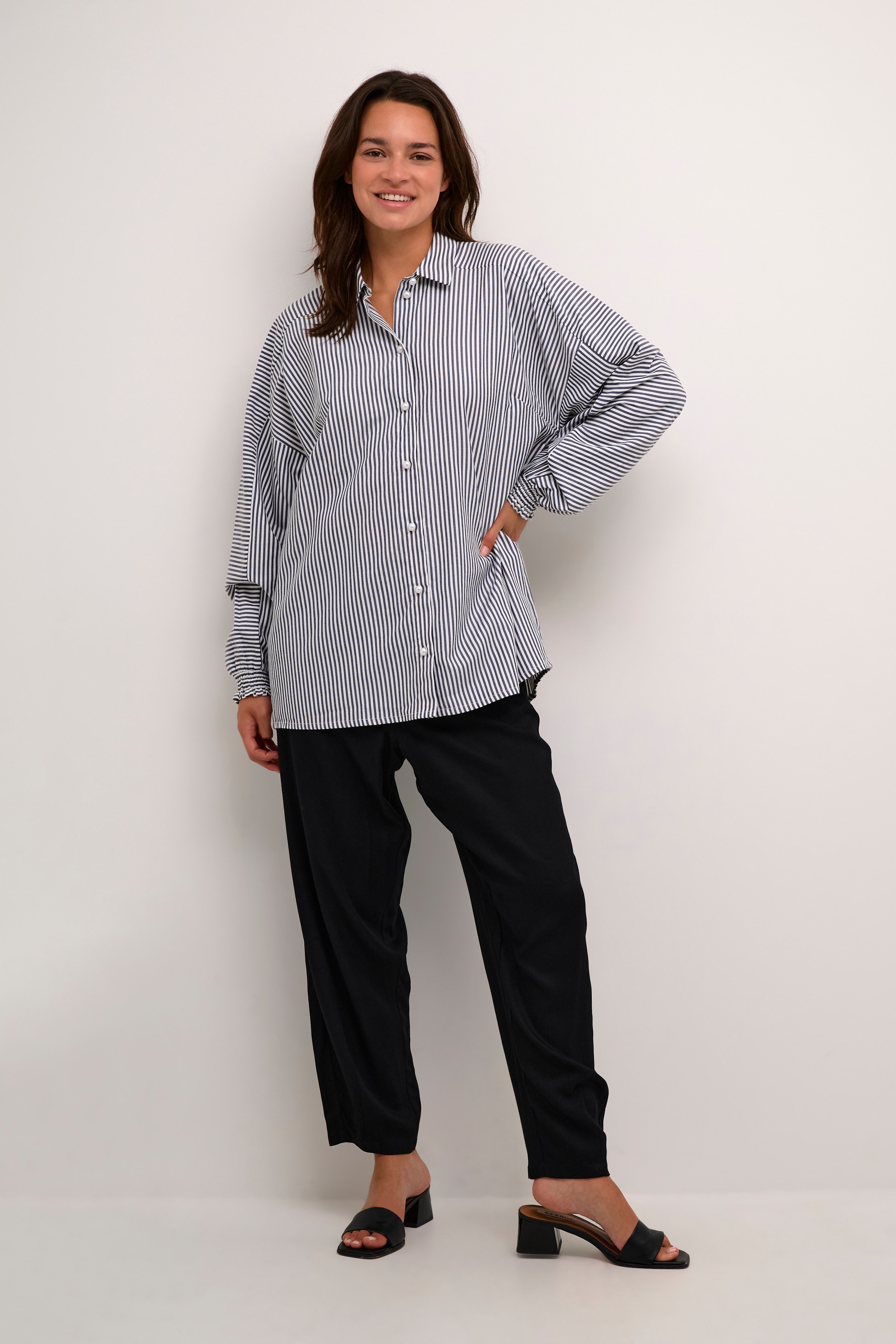 BPsilla Skjorte LOOKBOOK FRONT 10590735-106541B